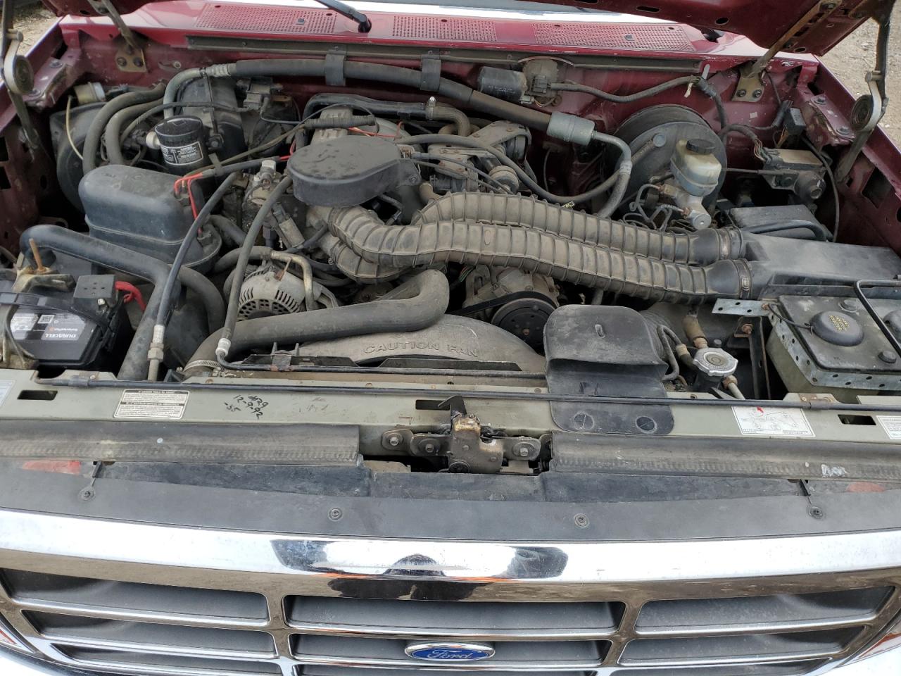 1993 Ford F250 Red vin: 2FTHF25H8PCA36887