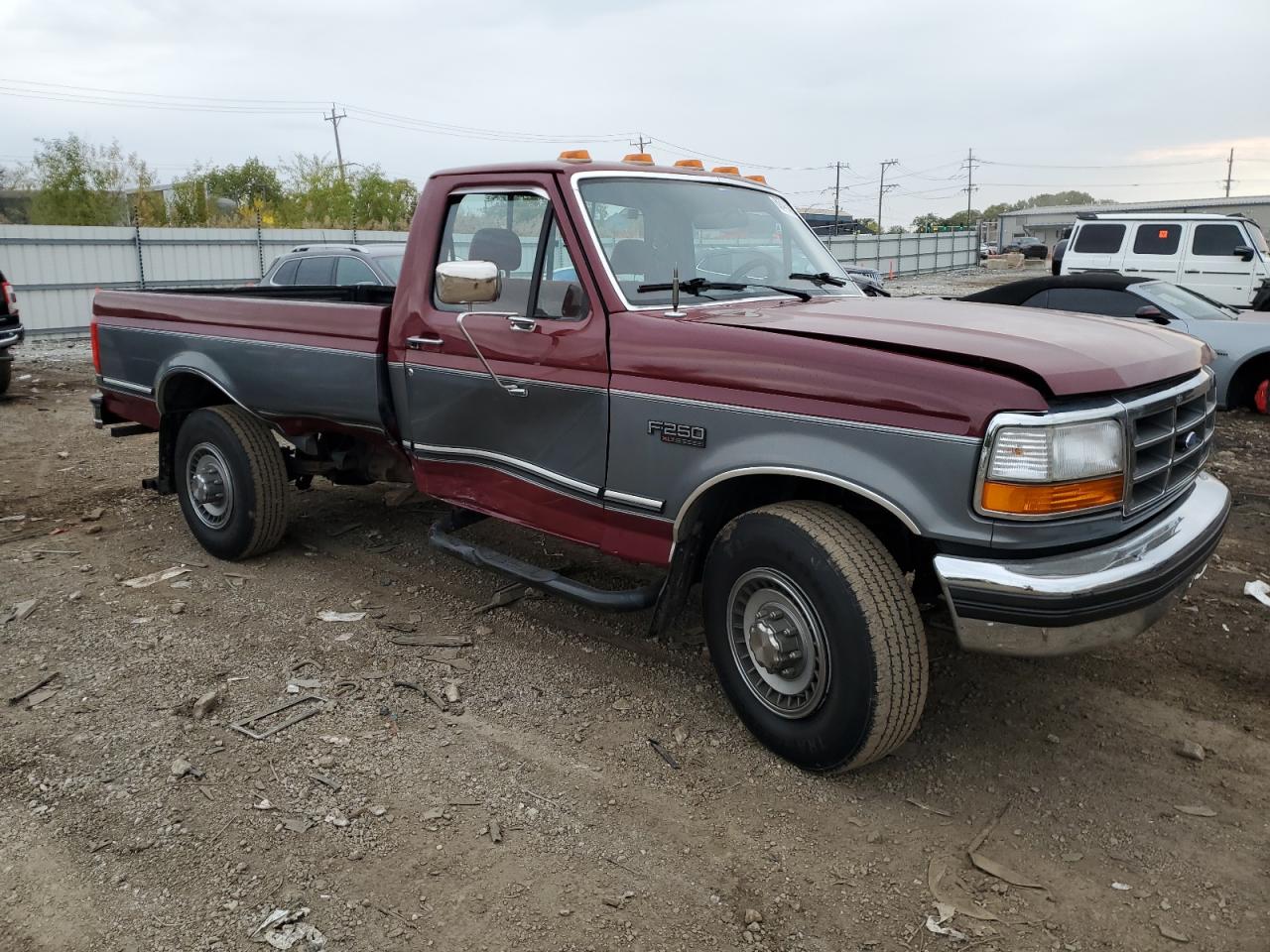 1993 Ford F250 Red vin: 2FTHF25H8PCA36887