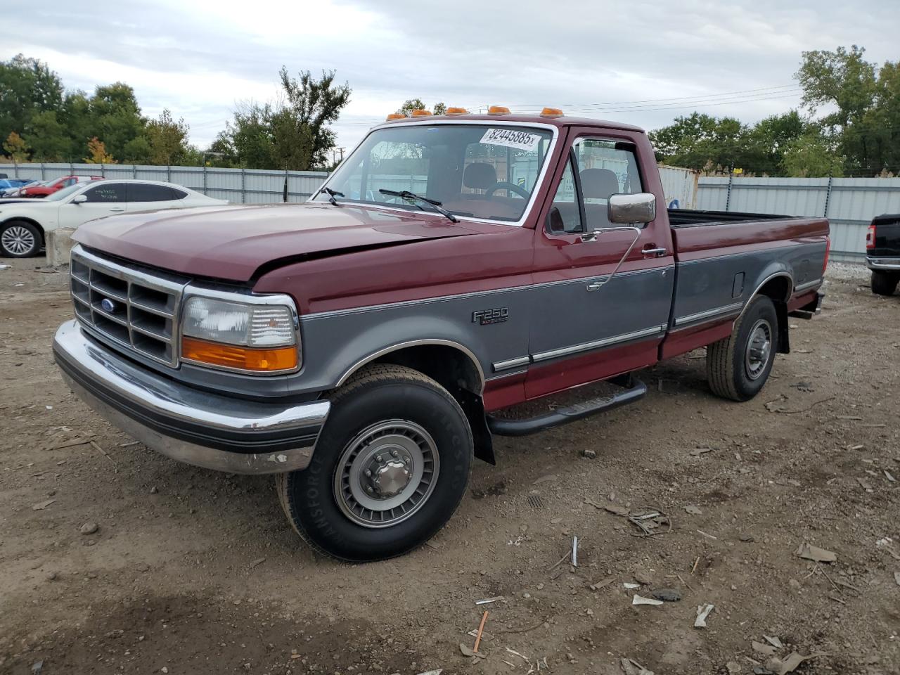1993 Ford F250 Red vin: 2FTHF25H8PCA36887