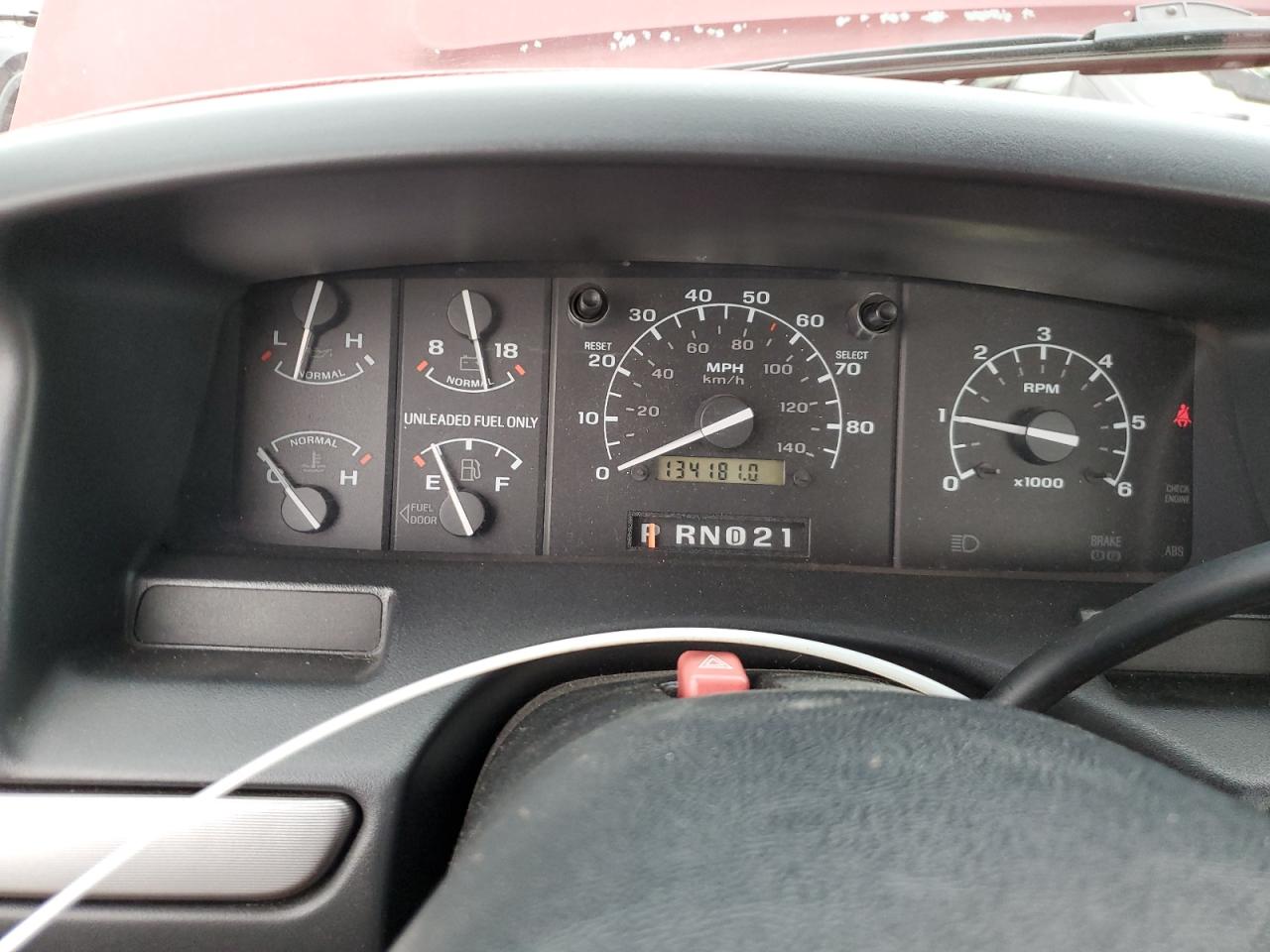 1993 Ford F250 Red vin: 2FTHF25H8PCA36887