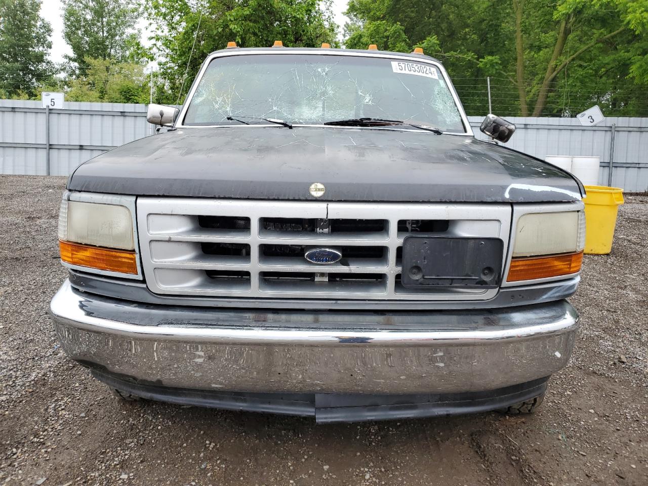 1993 Ford F250 Black vin: 2FTHF25M4PCA65655