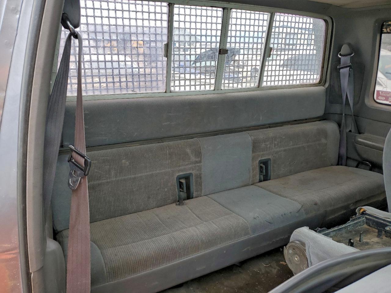 1993 Ford F250 Двухцветный vin: 2FTHF26C4PCB25696