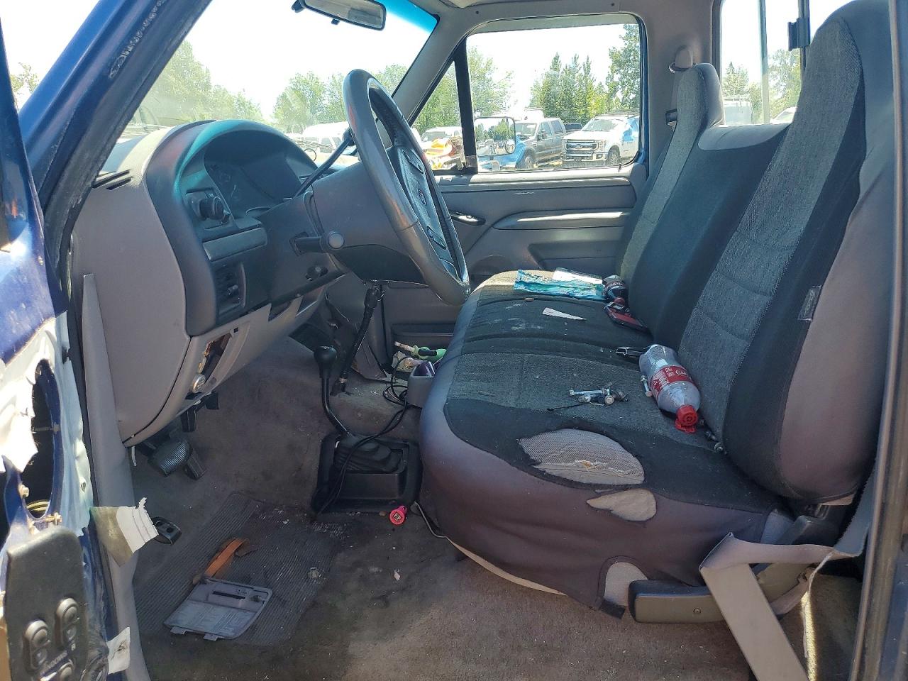 1995 Ford F250 Blue vin: 2FTHF26F3SCA00577