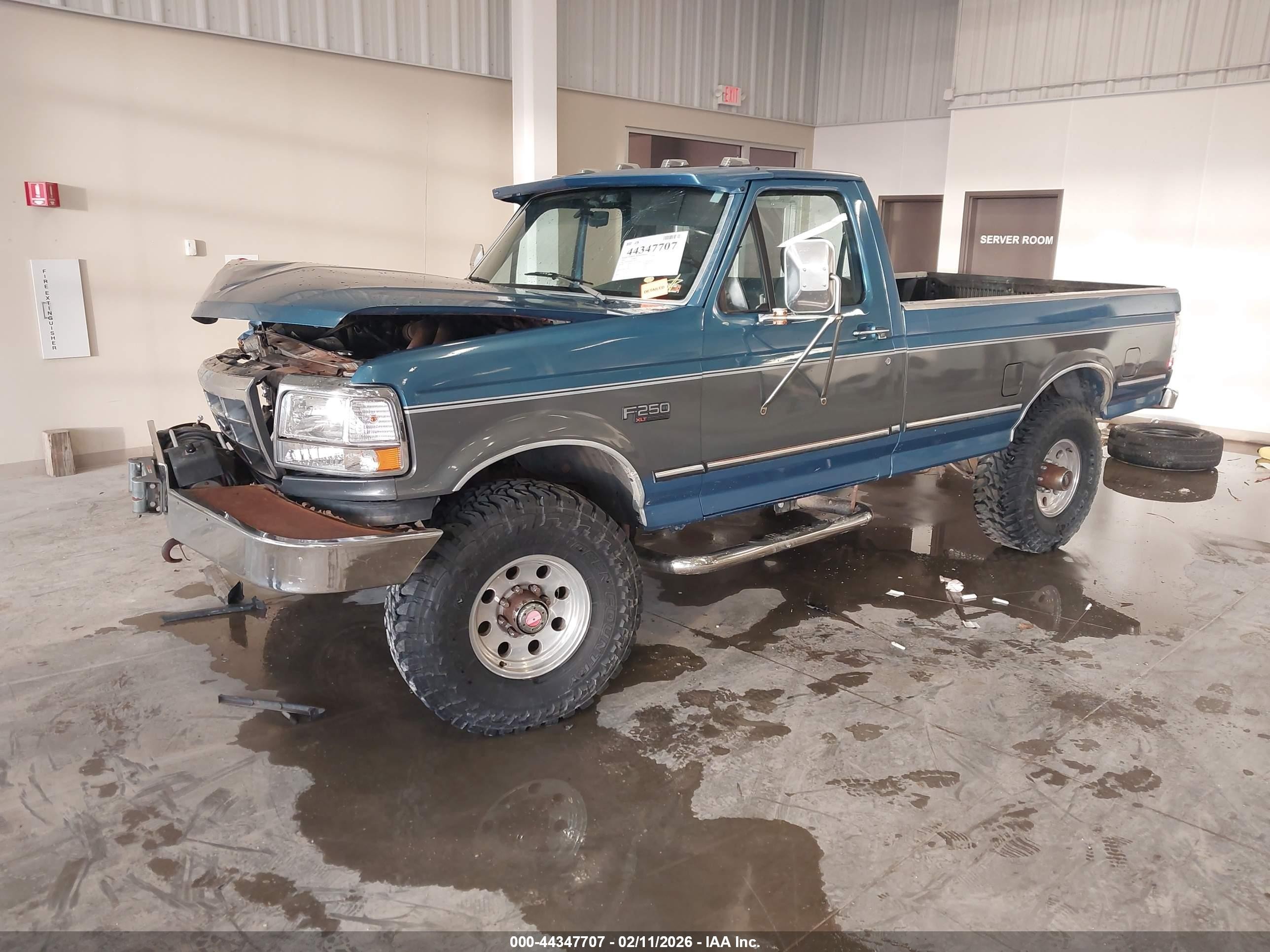 1993 Ford F250   Синий vin: 2FTHF26G0PCA76550