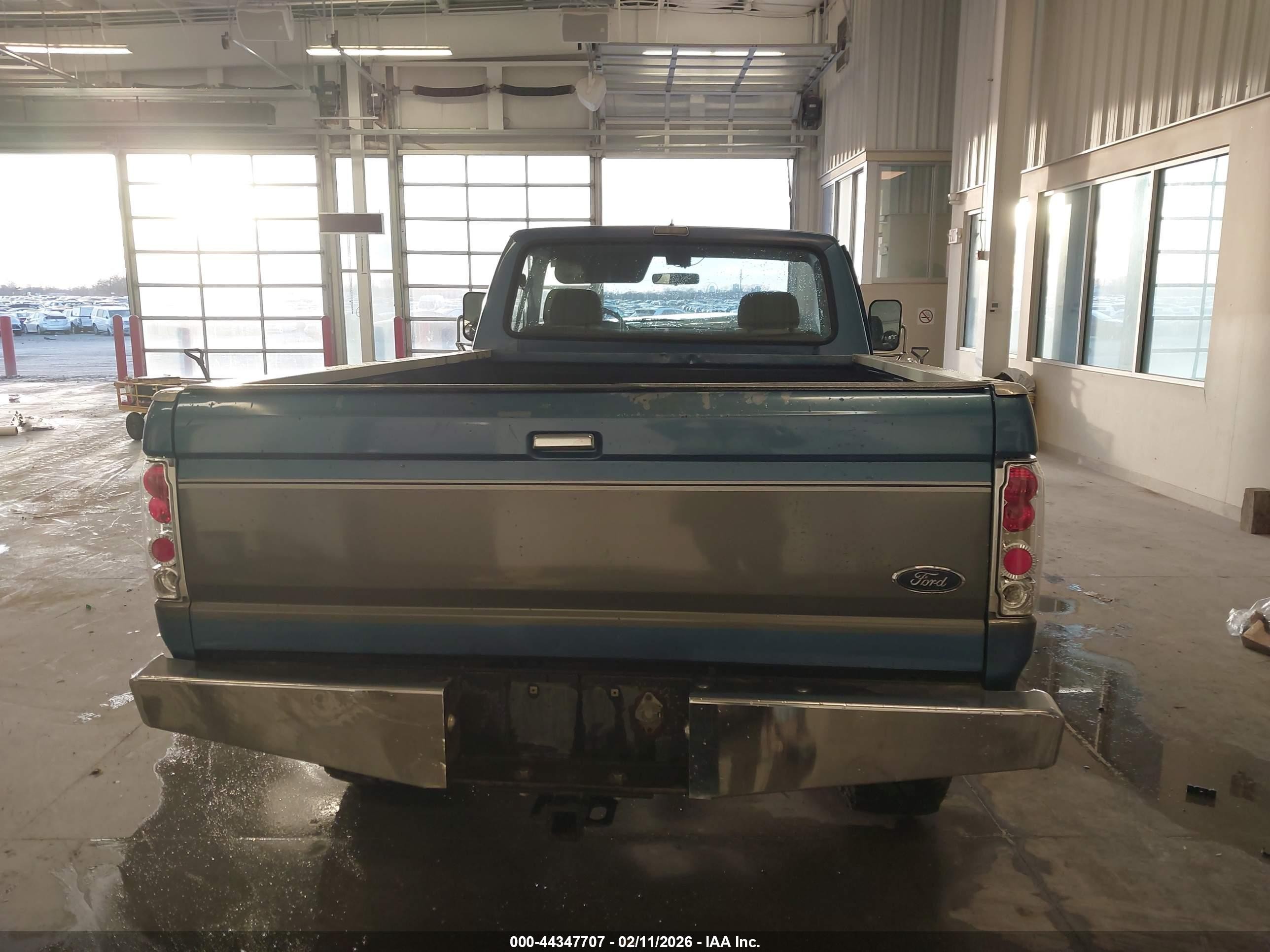 1993 Ford F250   Синий vin: 2FTHF26G0PCA76550