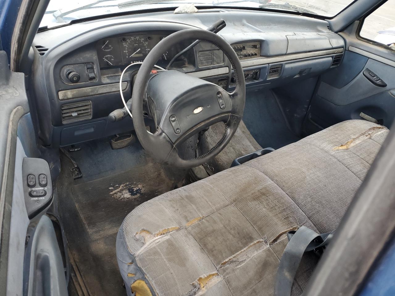 1993 Ford F250 Blue vin: 2FTHF26G0PCB30669