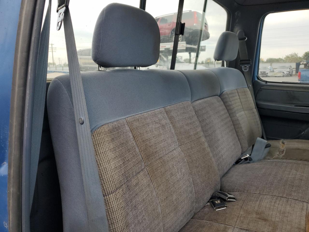1993 Ford F250 Blue vin: 2FTHF26G0PCB30669