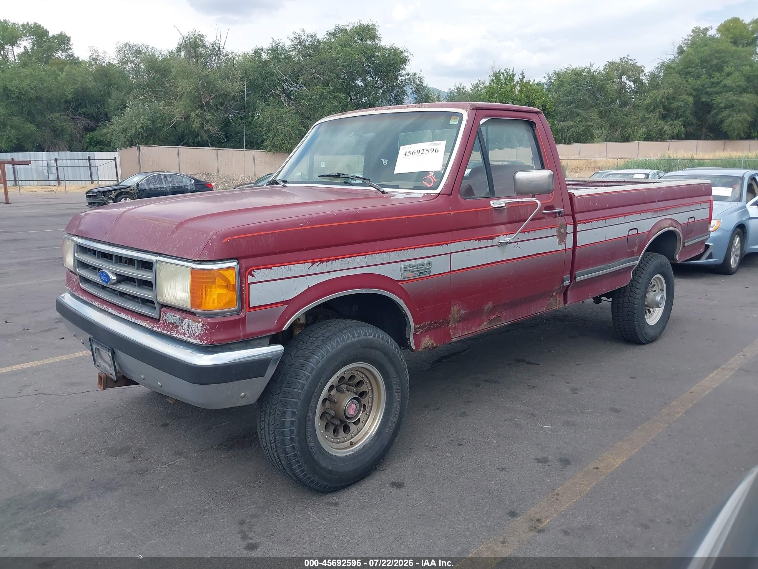 1990 Ford F250   Красный vin: 2FTHF26G8LCA55164