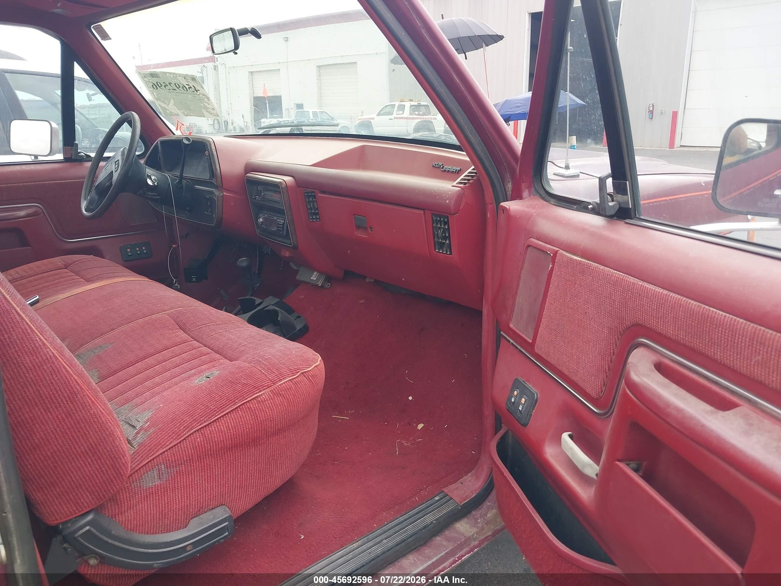 1990 Ford F250   Красный vin: 2FTHF26G8LCA55164