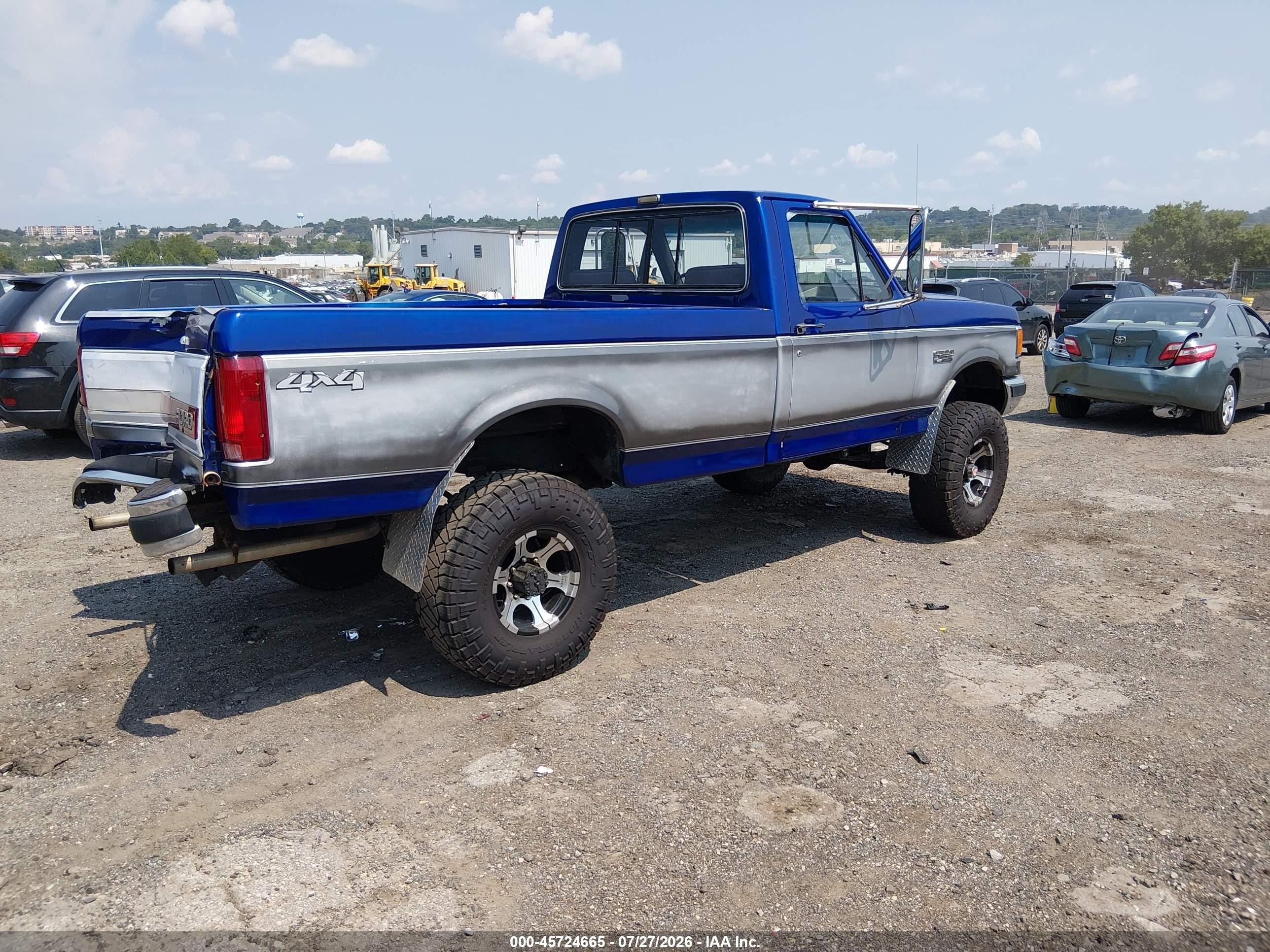 1990 Ford F250   Dark Blue vin: 2FTHF26GXLCA46532