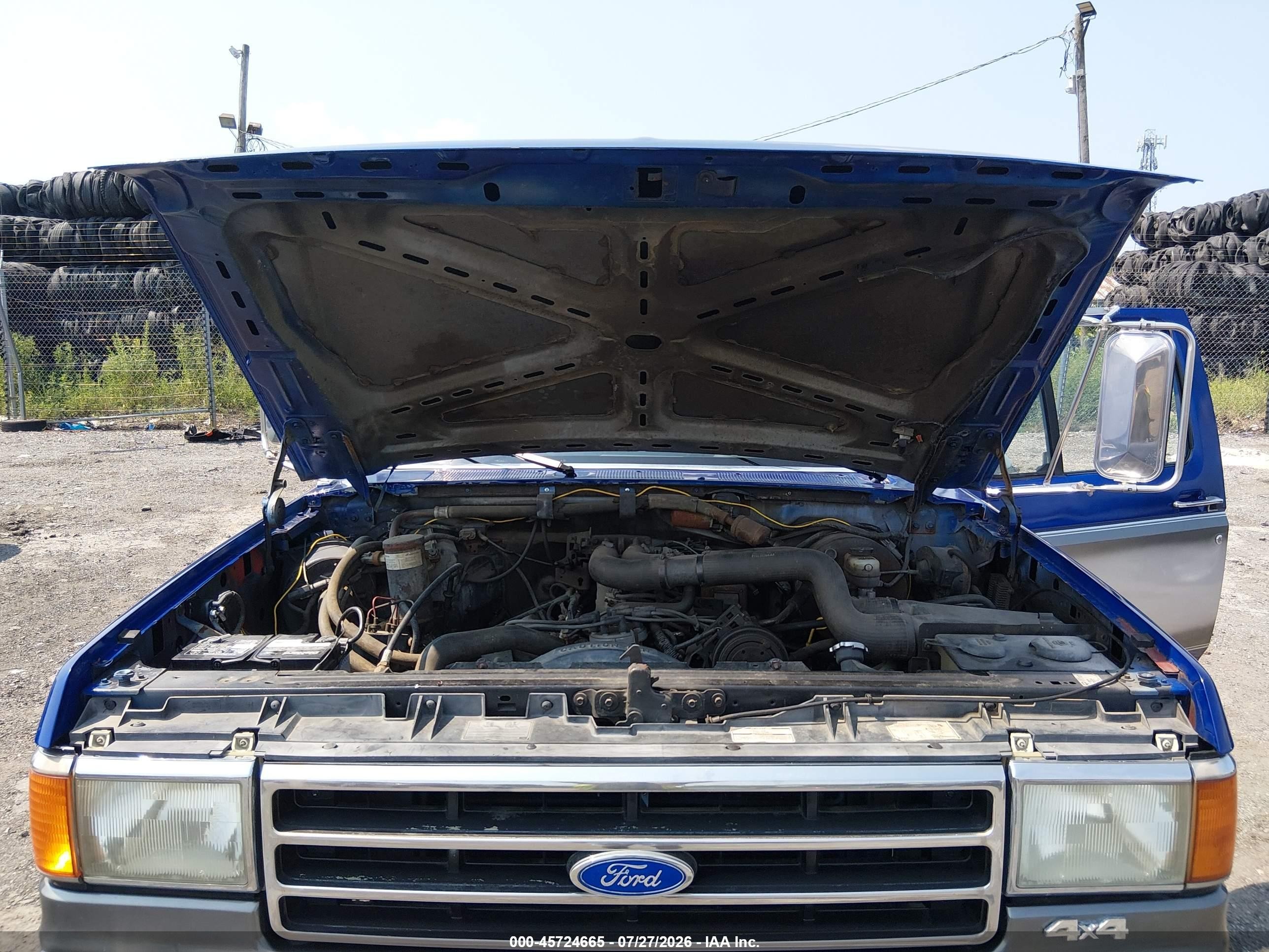 1990 Ford F250   Dark Blue vin: 2FTHF26GXLCA46532