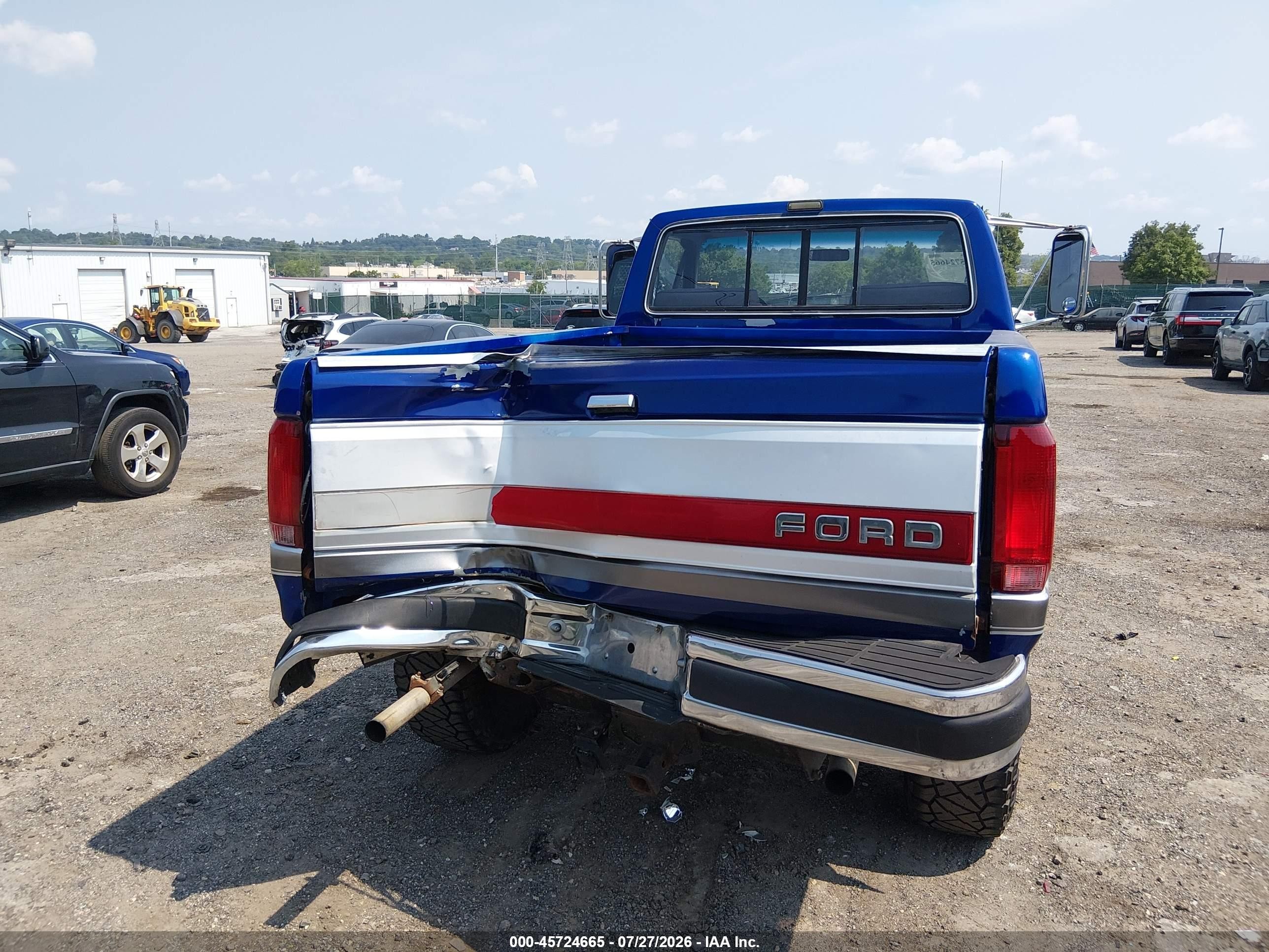 1990 Ford F250   Dark Blue vin: 2FTHF26GXLCA46532