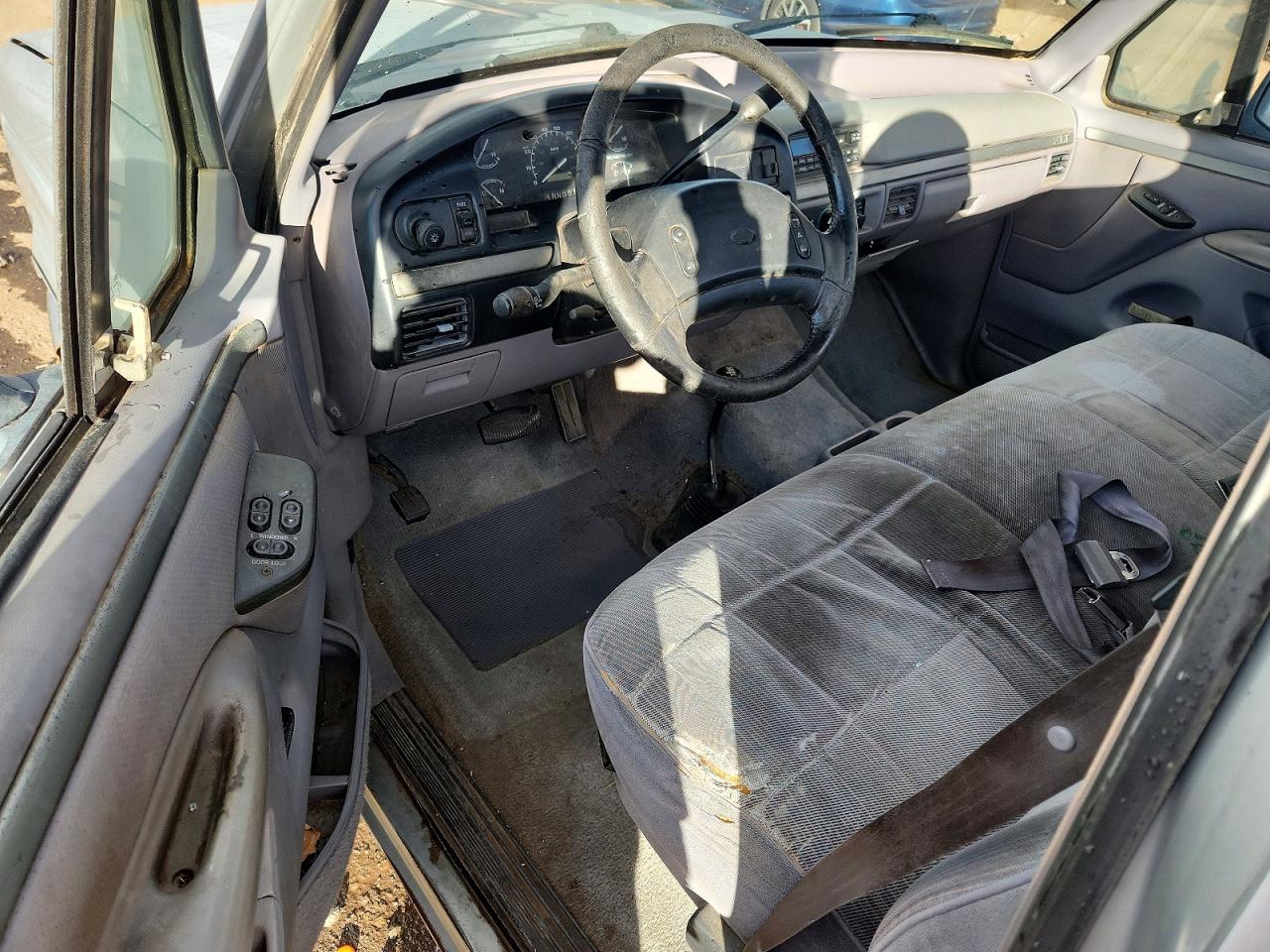 1995 Ford F250 Silver vin: 2FTHF26H2SCA76826