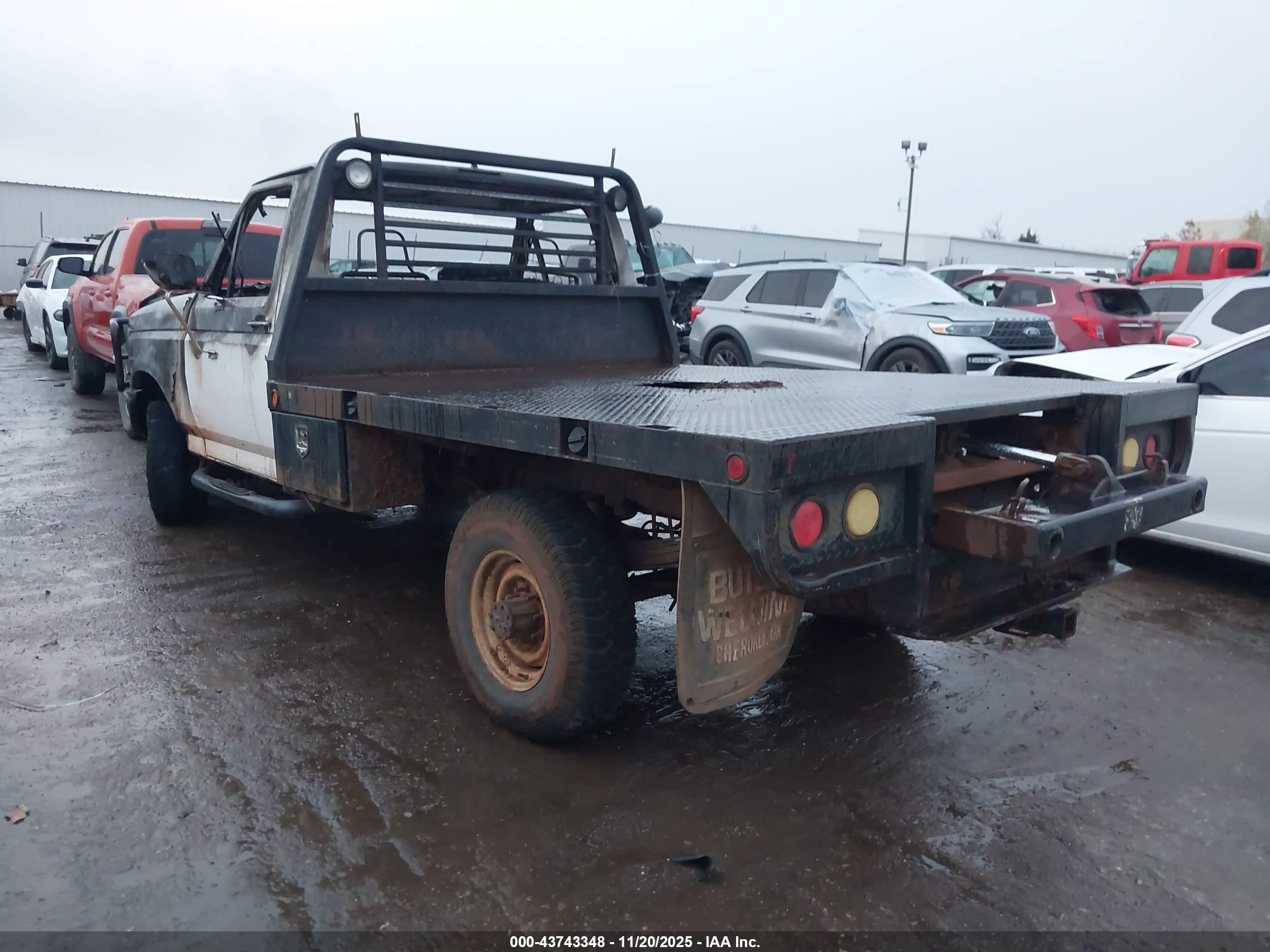 1995 Ford F250   White vin: 2FTHF26H2SCA77653