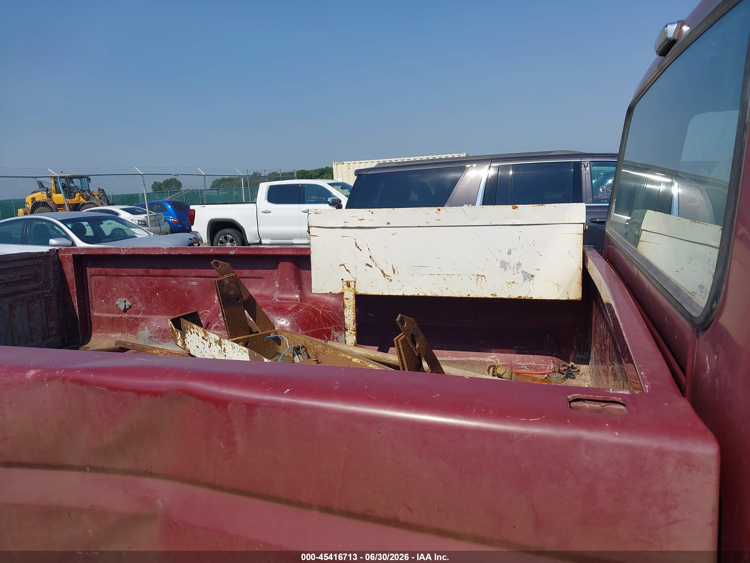 1993 Ford F250   Red vin: 2FTHF26M9PCA57503