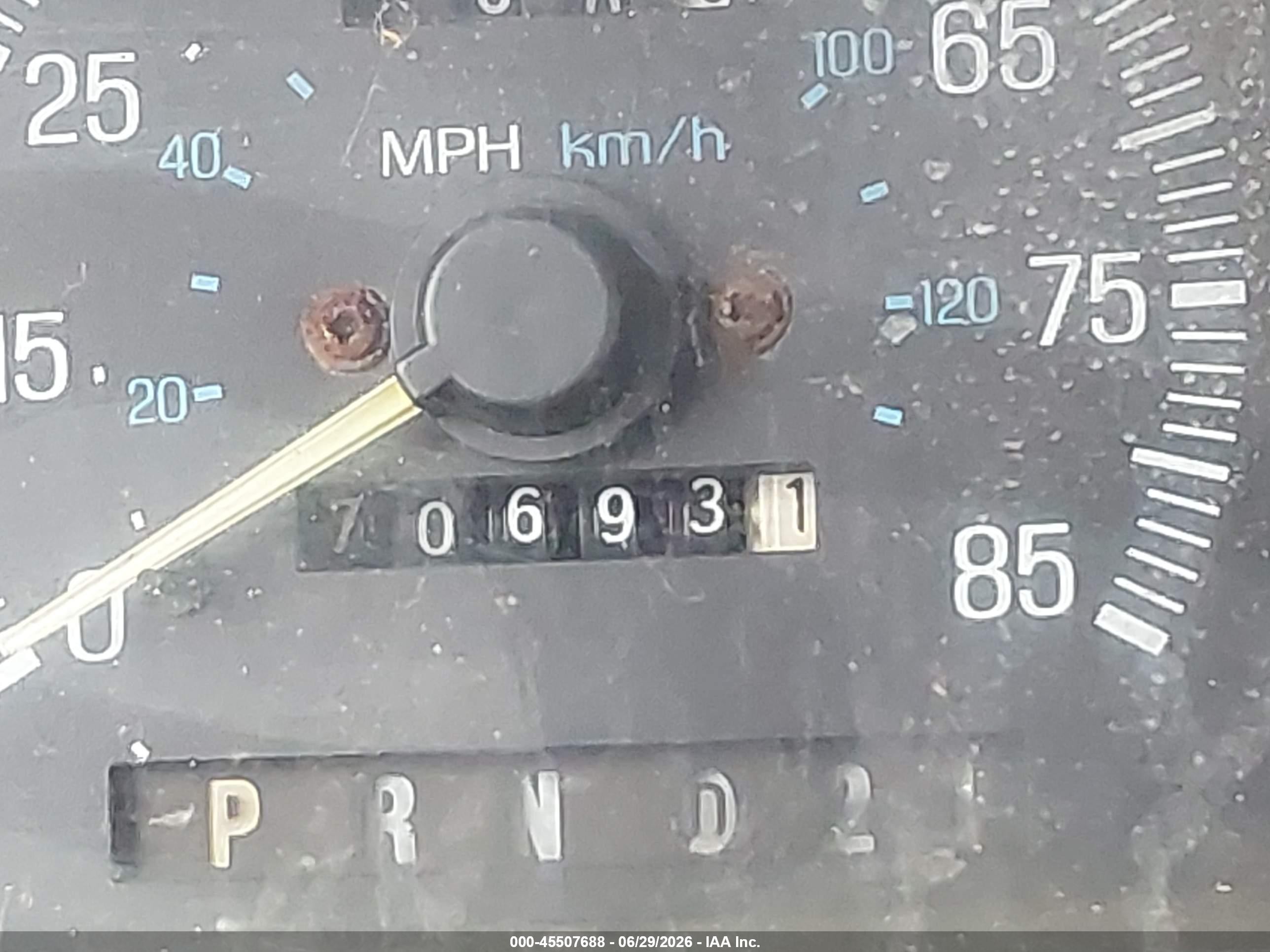 1991 Ford F350   Red vin: 2FTJW35G1MCA44713