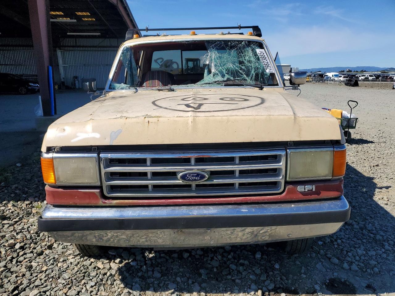 1988 Ford F350 Two Tone vin: 2FTJW35G3JCB15857