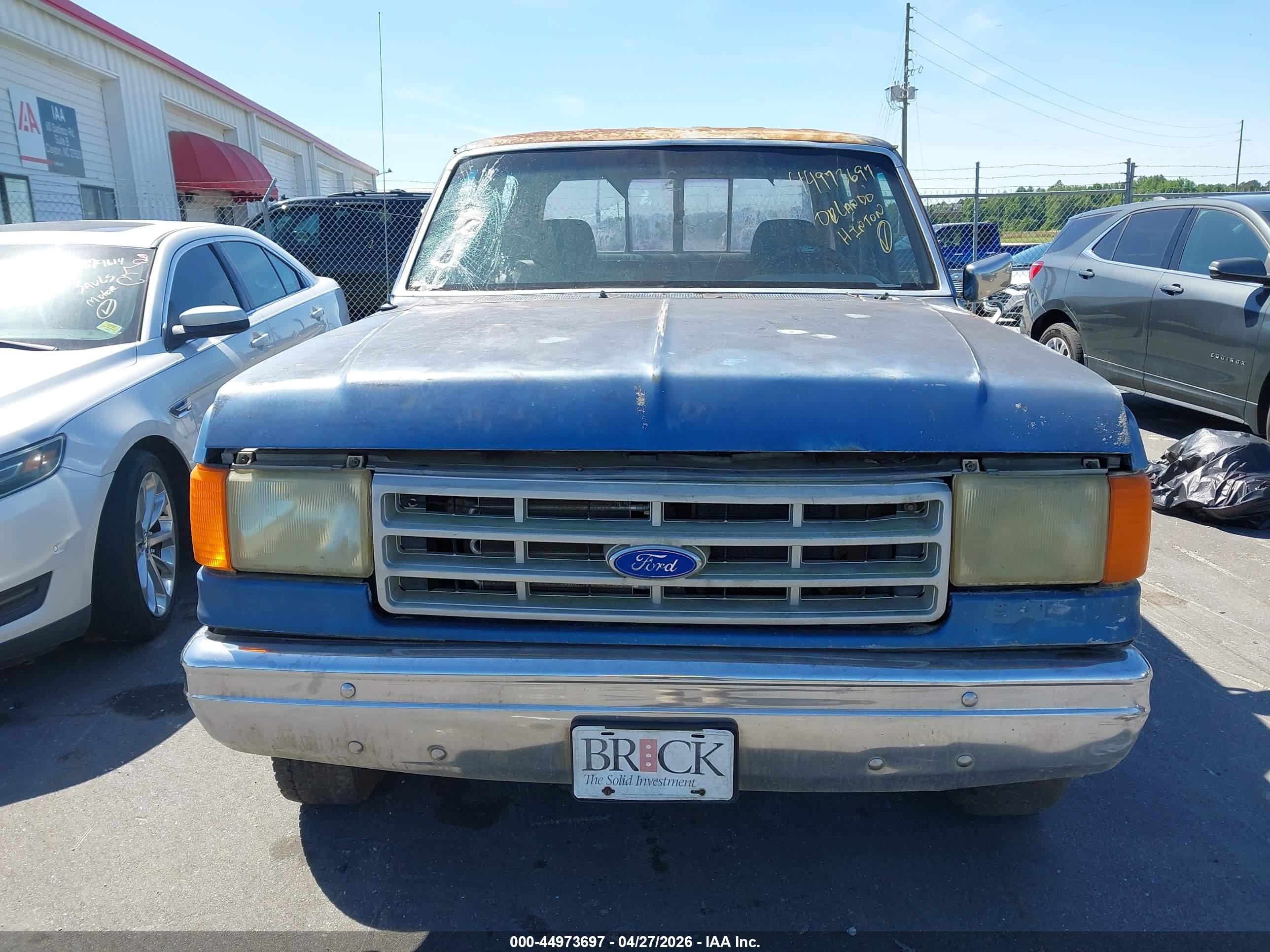 1989 Ford F350   Blue vin: 2FTJW35G3KCA08230