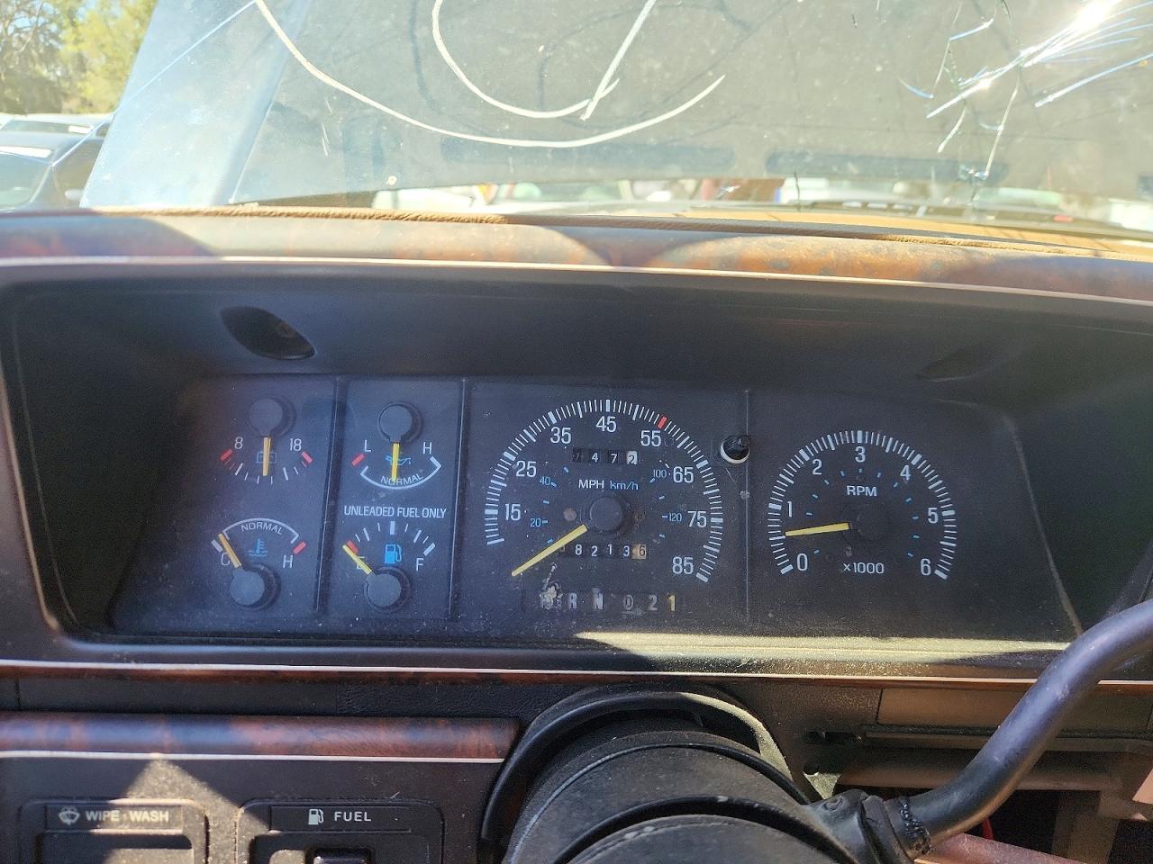 1989 Ford F350 Black vin: 2FTJW35G8KCB04077