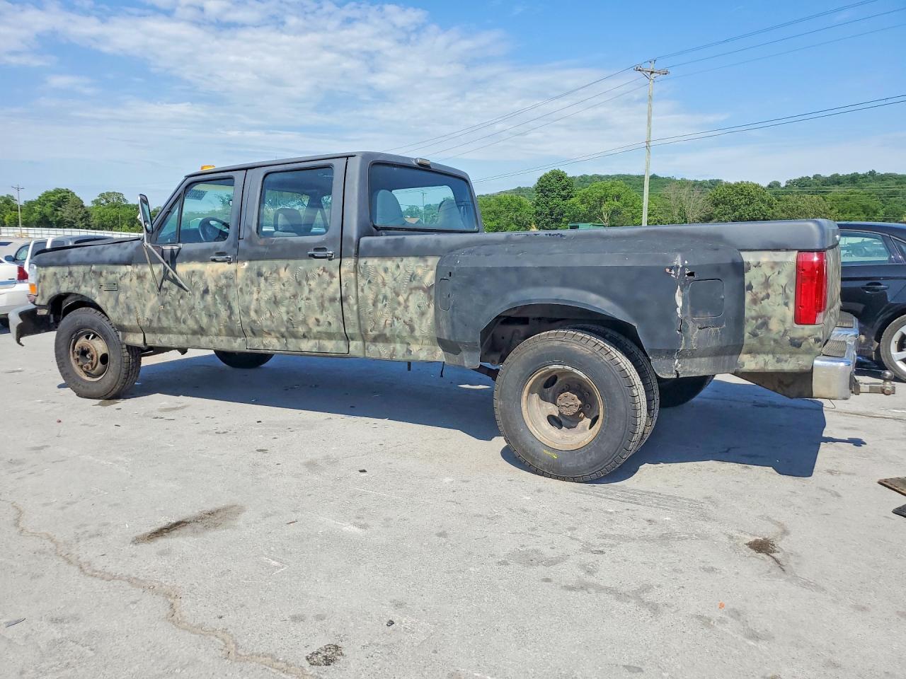 1993 Ford F350 Green vin: 2FTJW35M9PCB27543