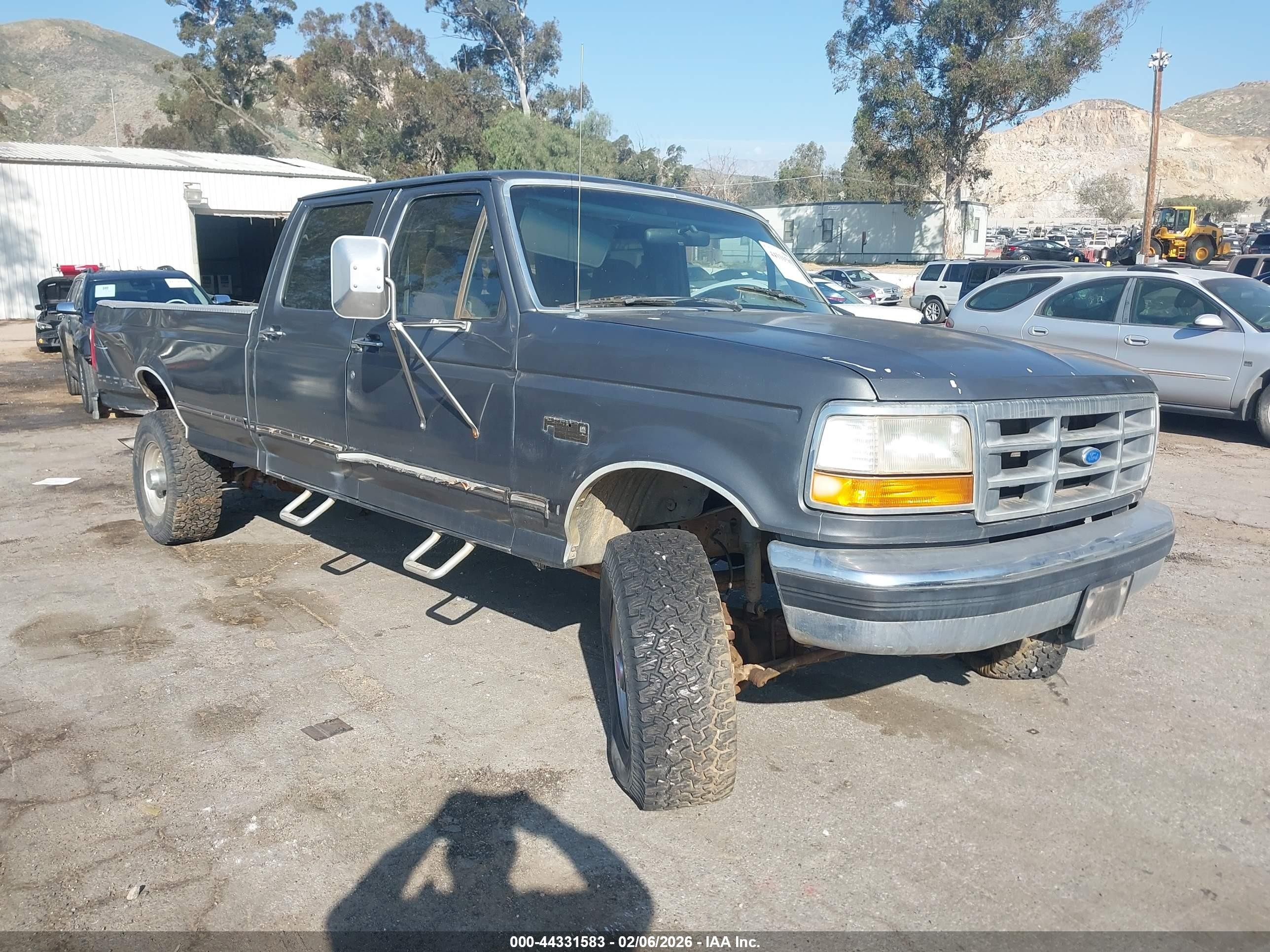 1993 Ford F350   Gray vin: 2FTJW36G0PCA47640