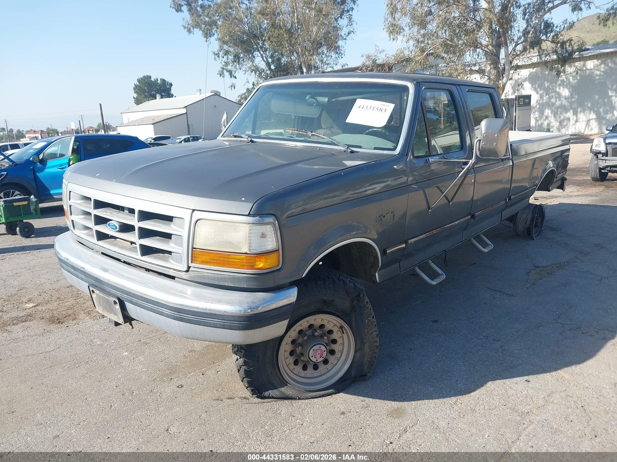 1993 Ford F350   Gray vin: 2FTJW36G0PCA47640