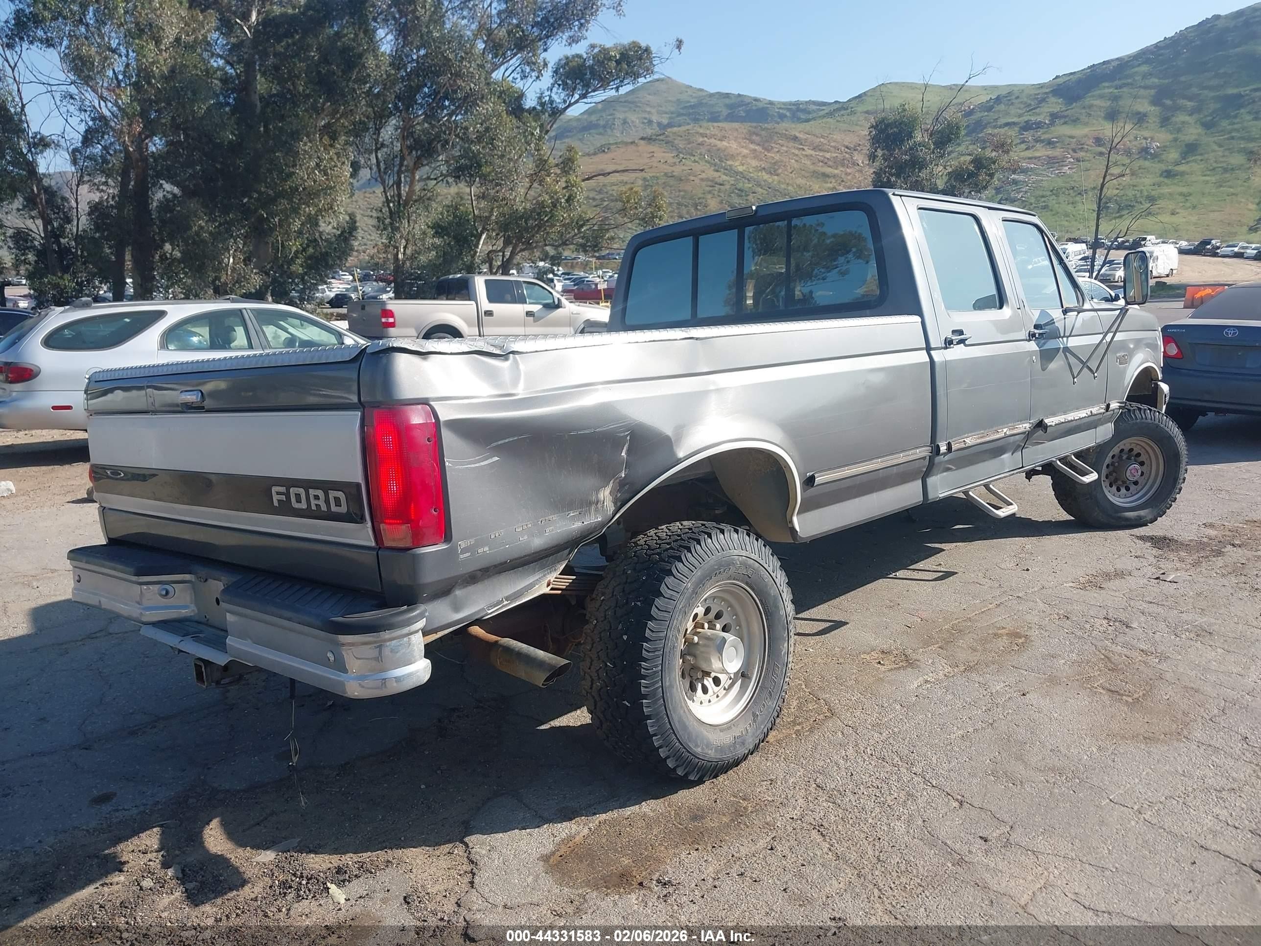 1993 Ford F350   Gray vin: 2FTJW36G0PCA47640