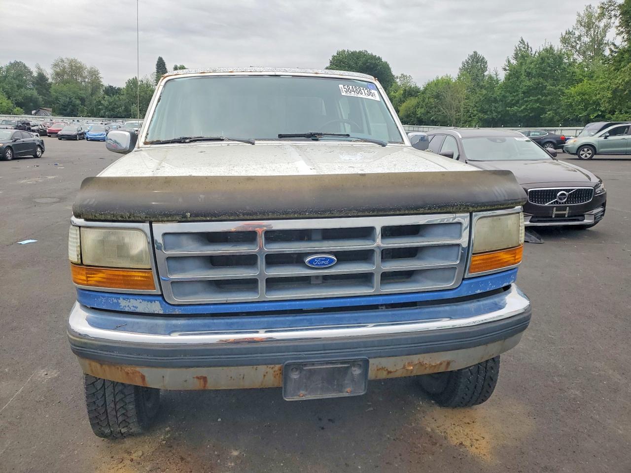 1992 Ford F350 Two Tone vin: 2FTJW36G4NCA67421