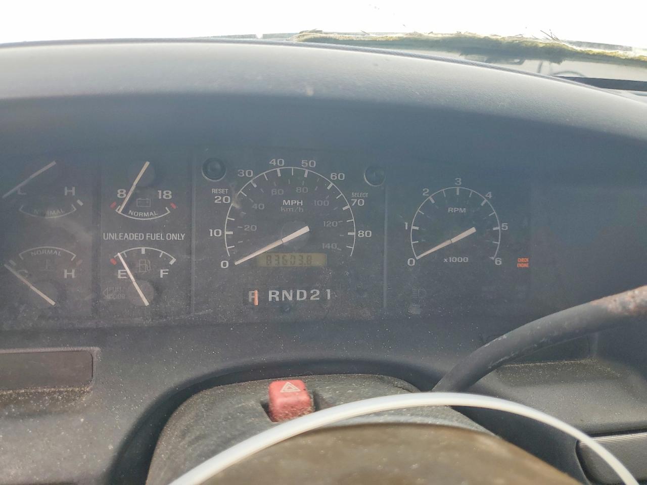 1992 Ford F350 Two Tone vin: 2FTJW36G4NCA67421