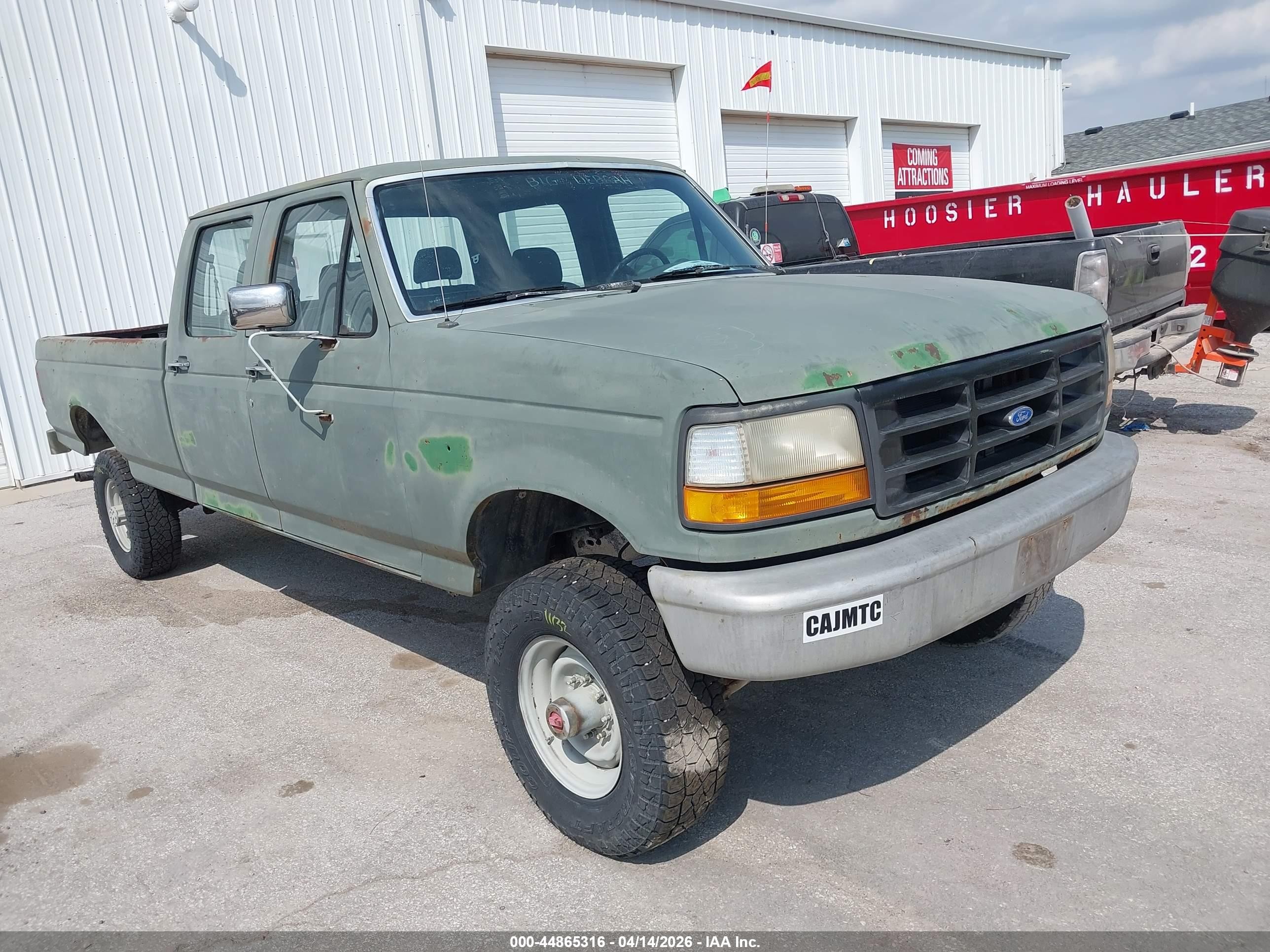 1993 Ford F350   Green vin: 2FTJW36H5PCB10014