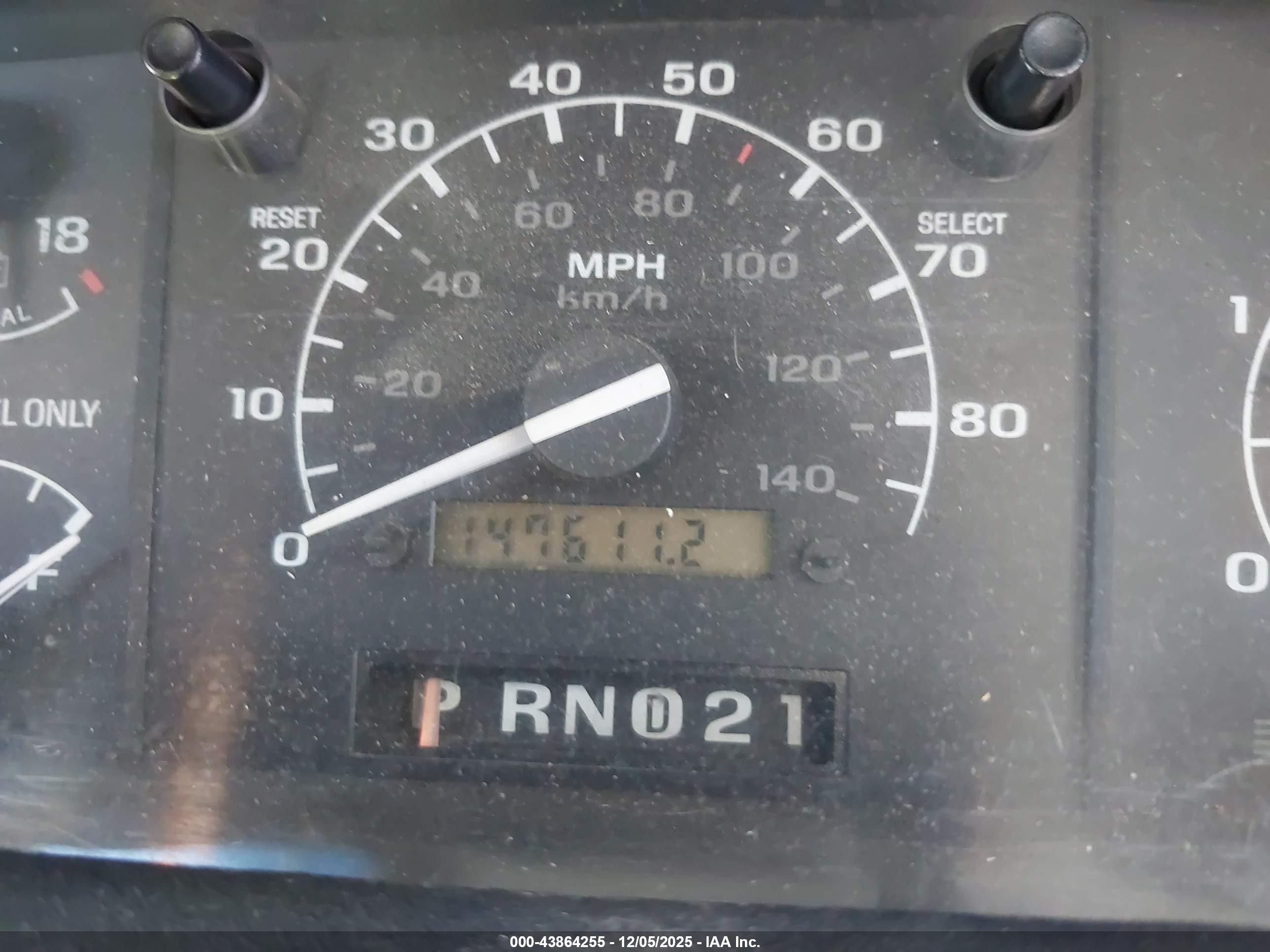 1993 Ford F350   Серый vin: 2FTJW36MXPCA62913