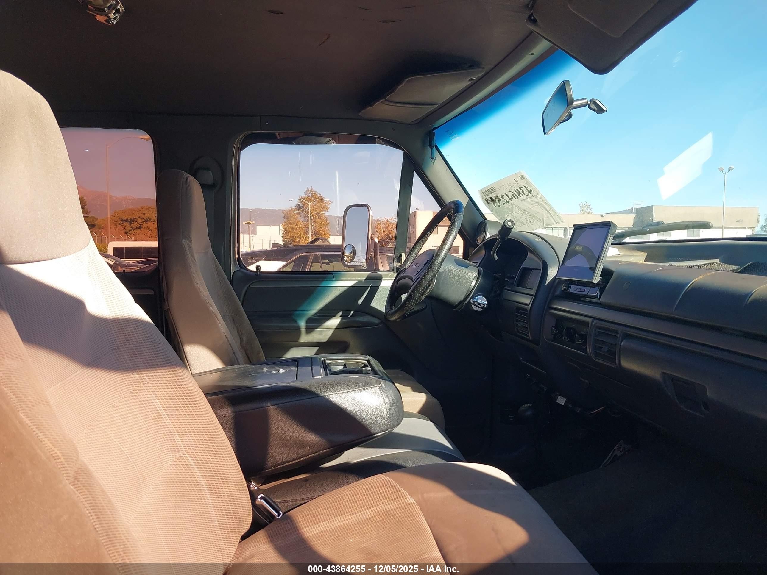 1993 Ford F350   Серый vin: 2FTJW36MXPCA62913