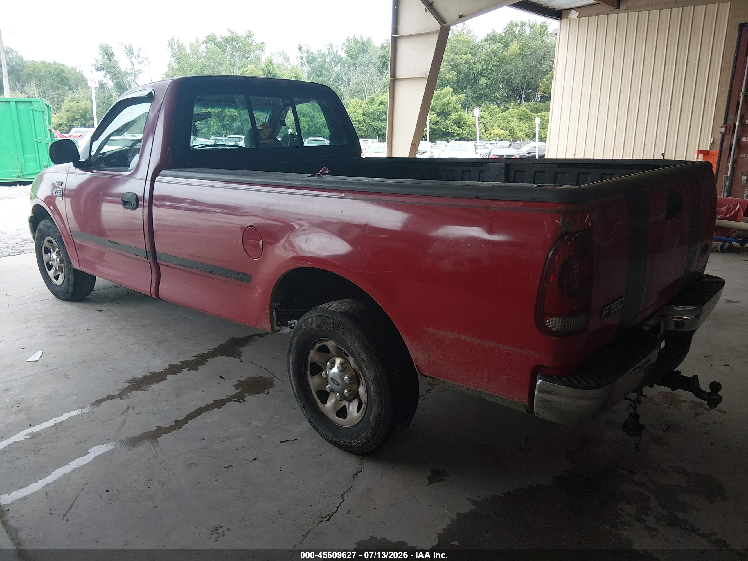 2002 Ford F-150 Xl/xlt Red vin: 2FTPF17L82CA92232