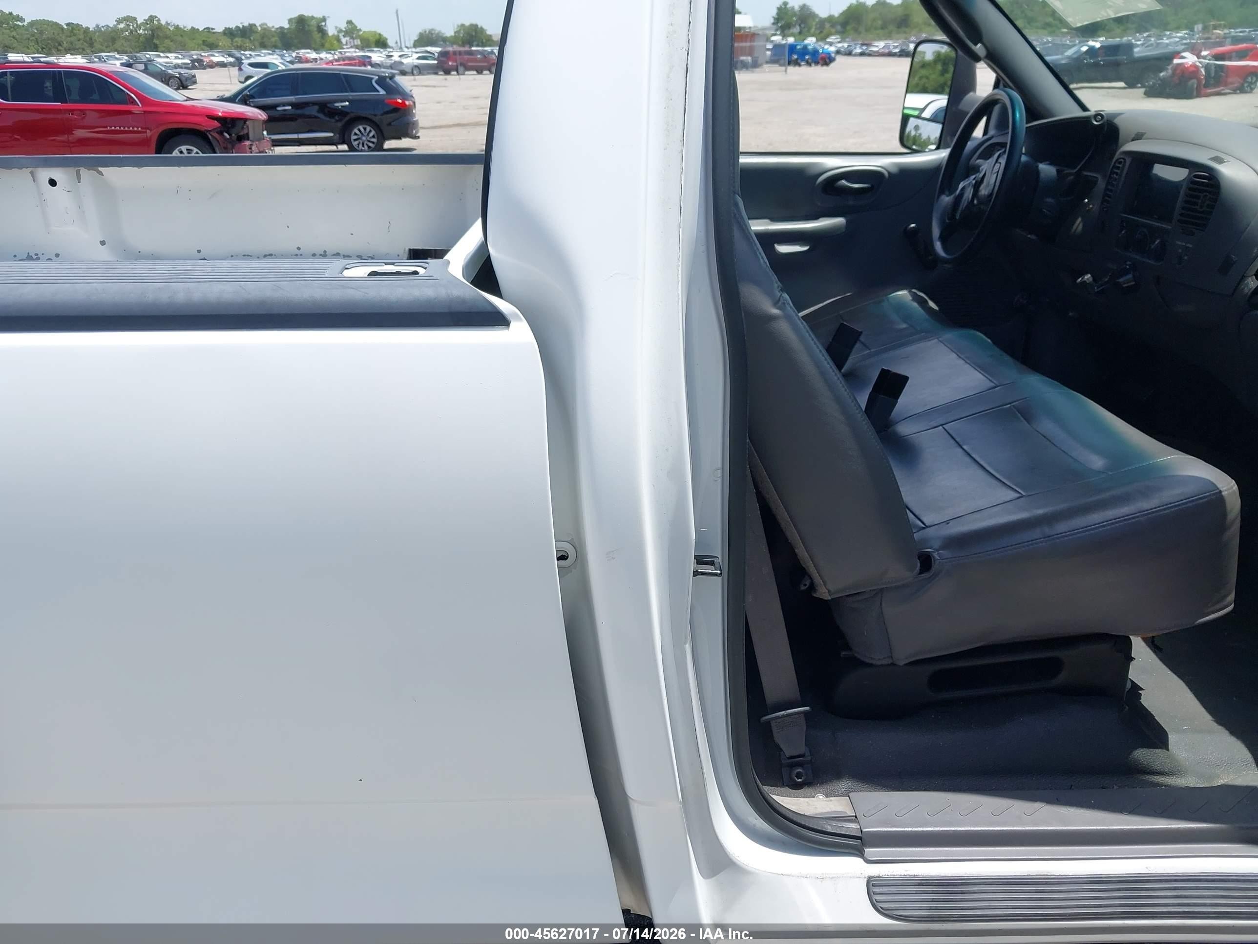 2003 Ford F-150 Xl/xlt White vin: 2FTPF17L93CA90524