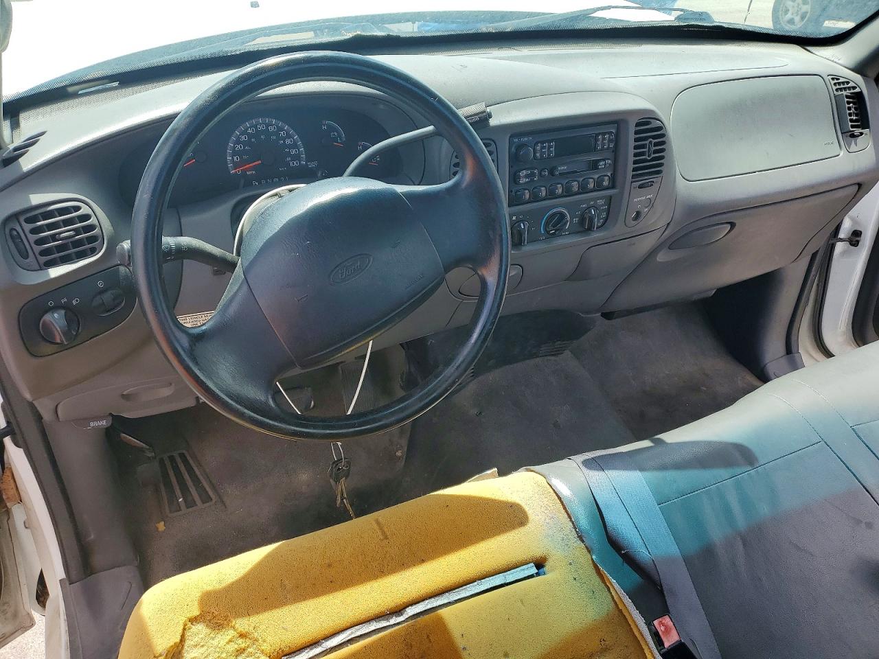 2001 Ford F-150 White vin: 2FTPF17Z61CA75710