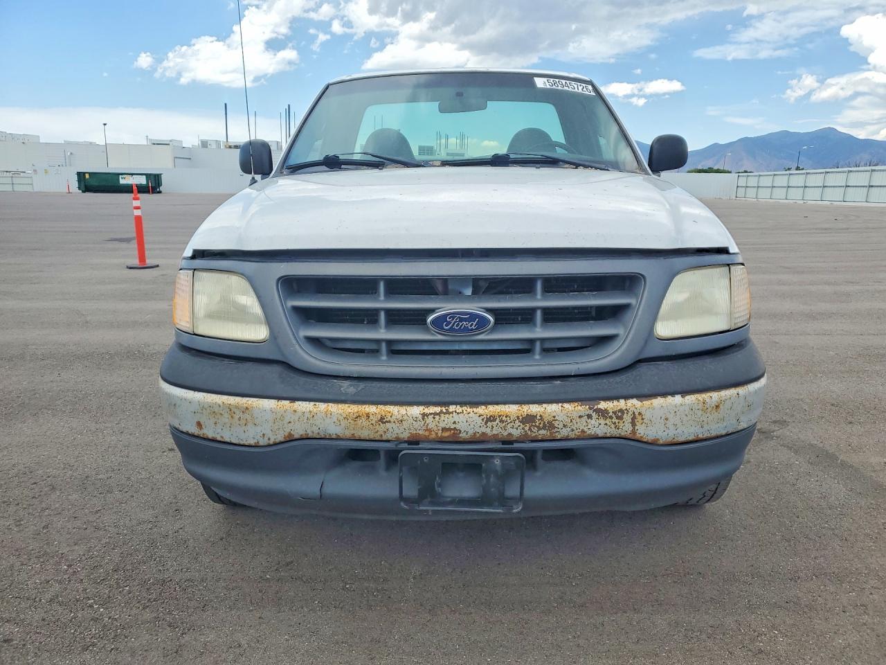 2001 Ford F-150 White vin: 2FTPF17Z61CA75710