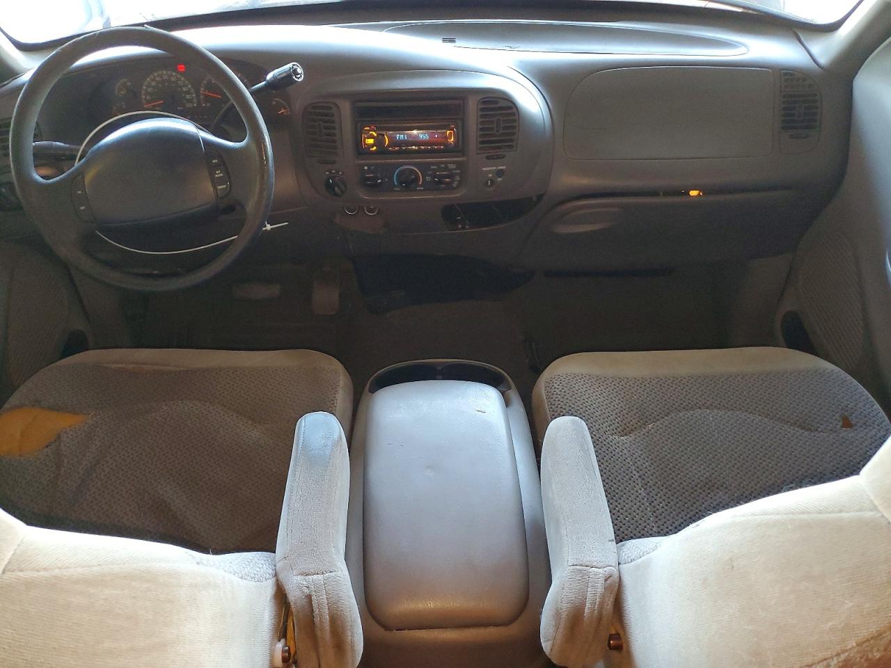 2000 Ford F150 Burgundy vin: 2FTPX18L3YCA19421