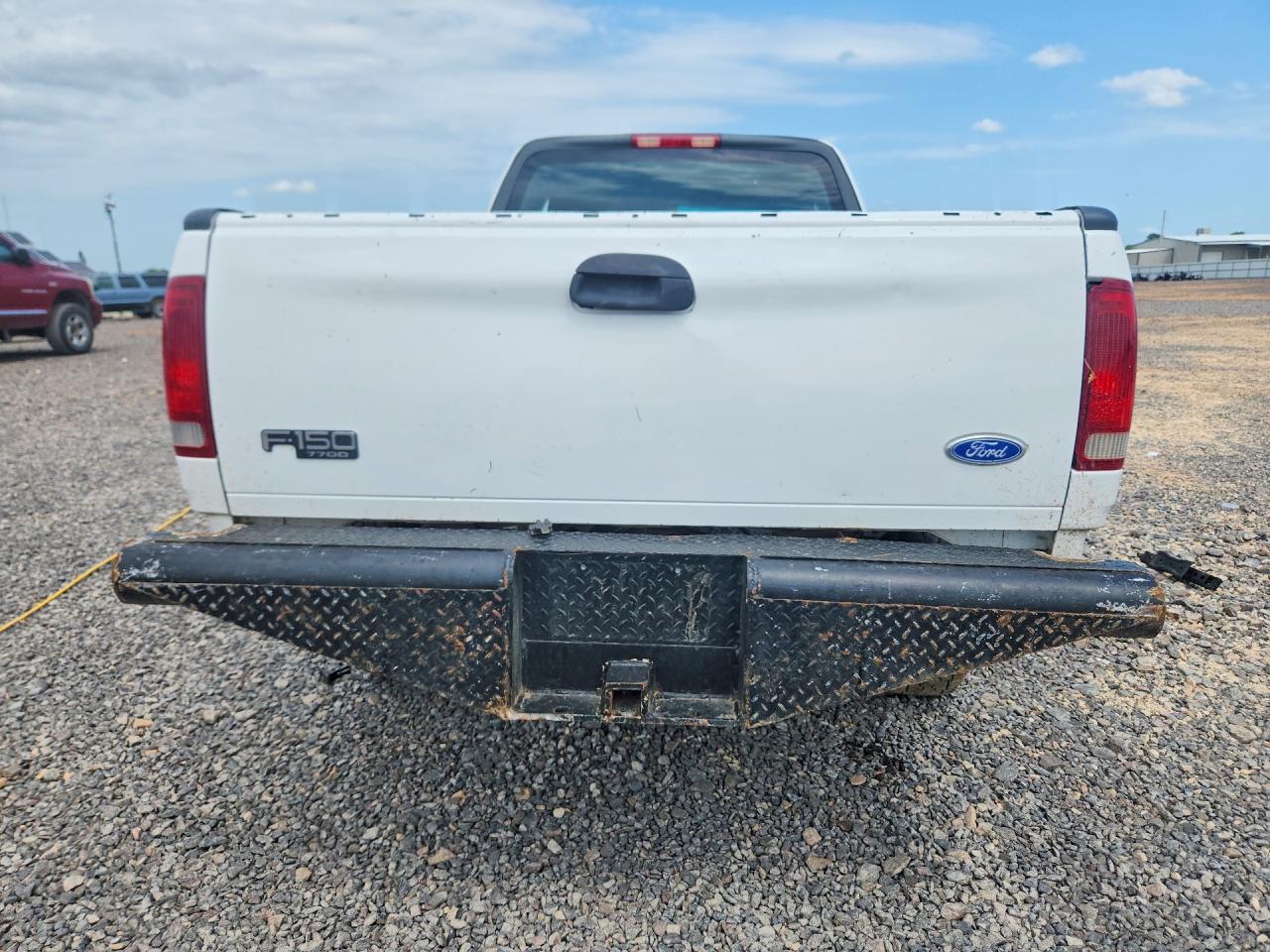 2002 Ford F150 White vin: 2FTPX18Z92CA26062