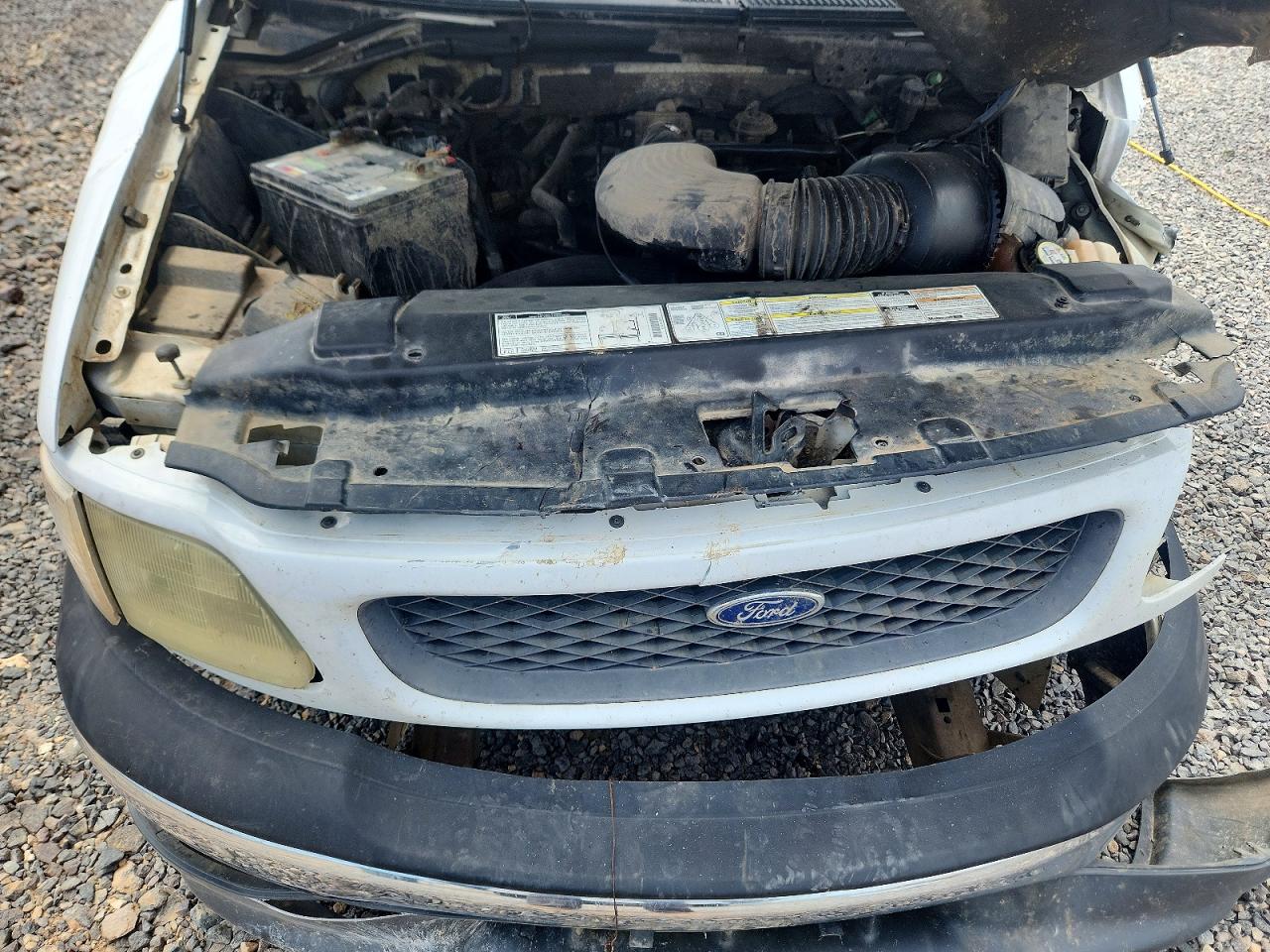 2002 Ford F150 White vin: 2FTPX18Z92CA26062