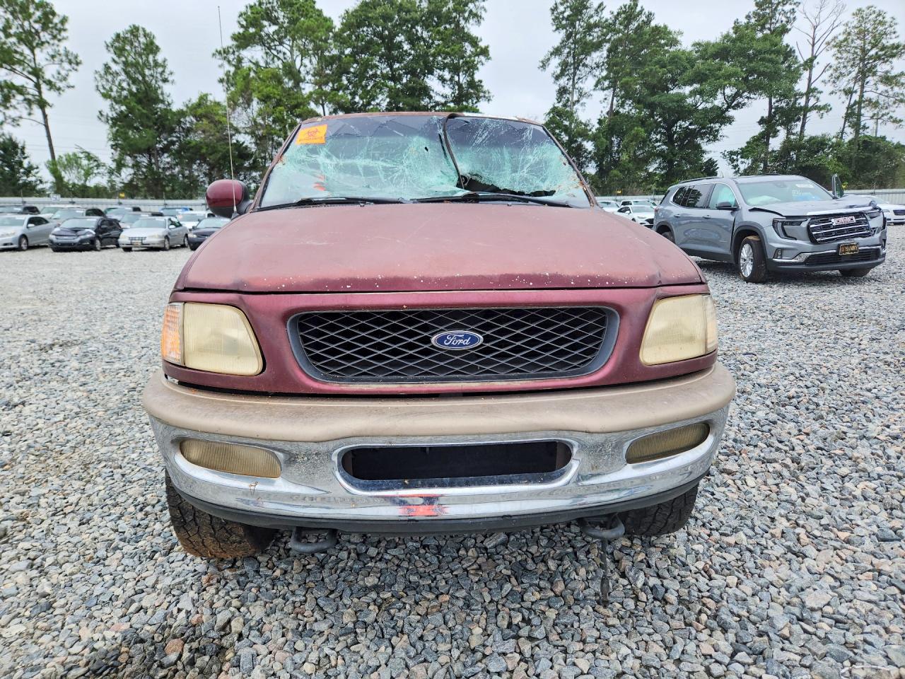 1998 Ford F250 Burgundy vin: 2FTPX28L3WCA76480