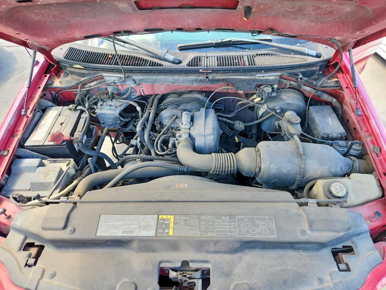 2003 Ford F150 Red vin: 2FTRF07263CA54493