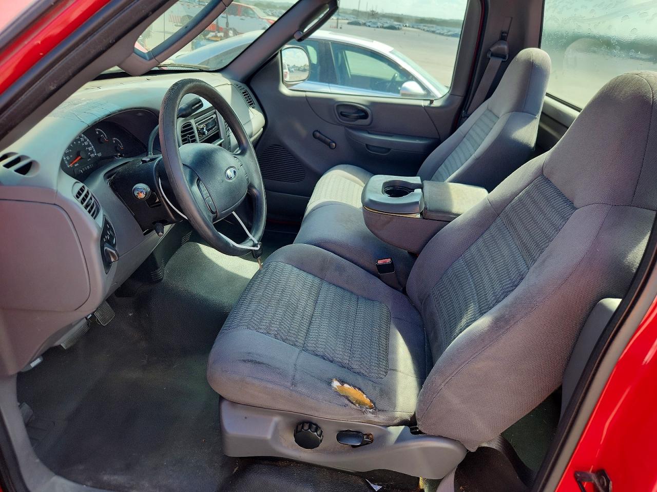 2003 Ford F150 Red vin: 2FTRF07263CA54493