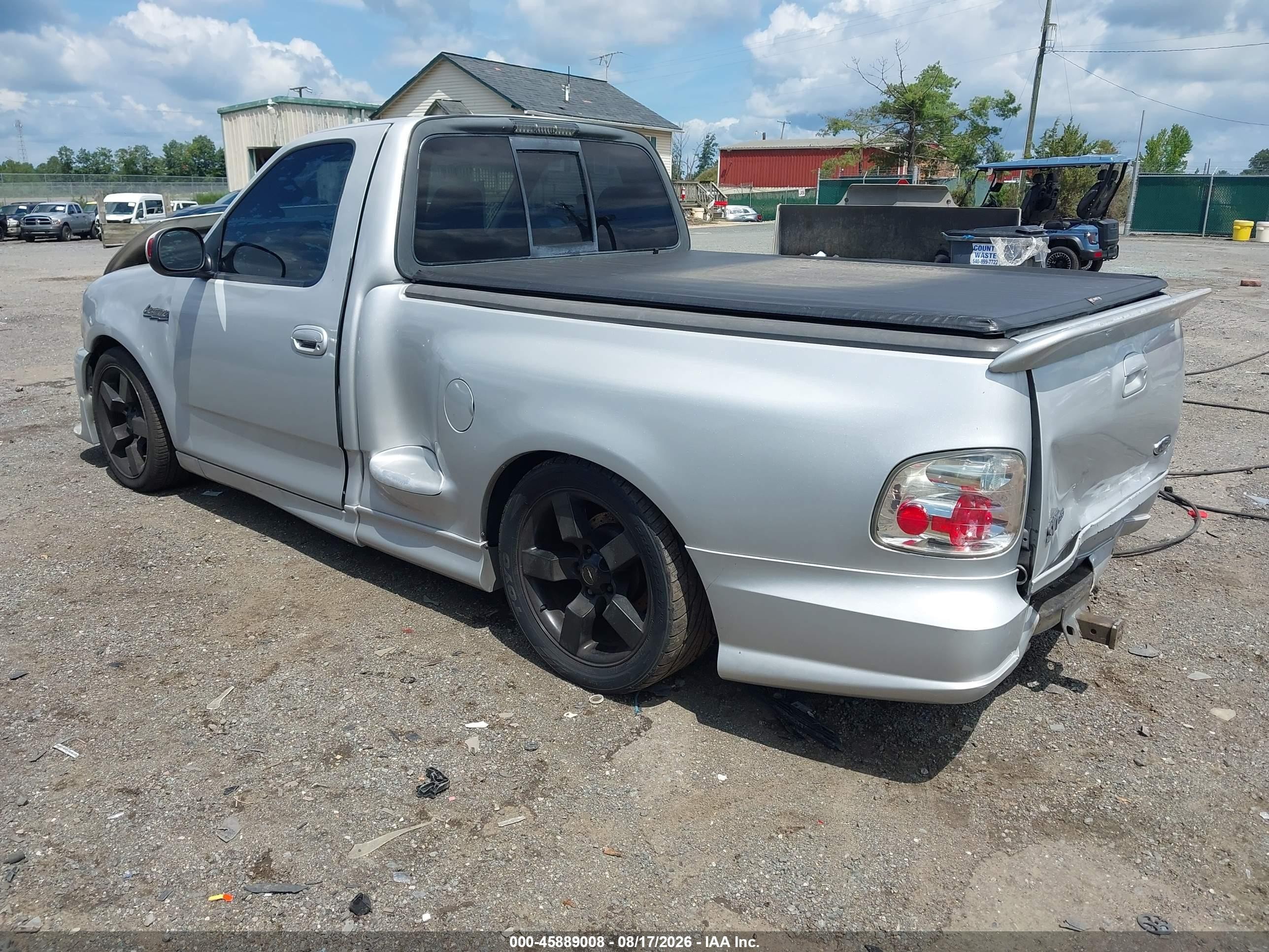 2004 Ford F-150 Heritage Lightning Silver vin: 2FTRF07394CA61206