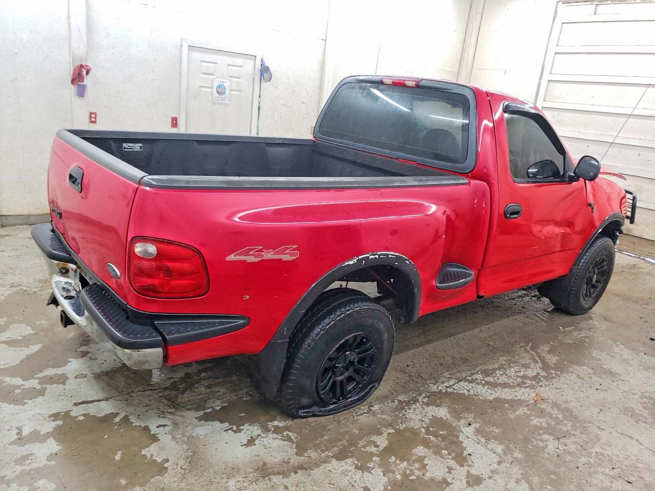 2003 Ford F150 Red vin: 2FTRF08W83CA40046