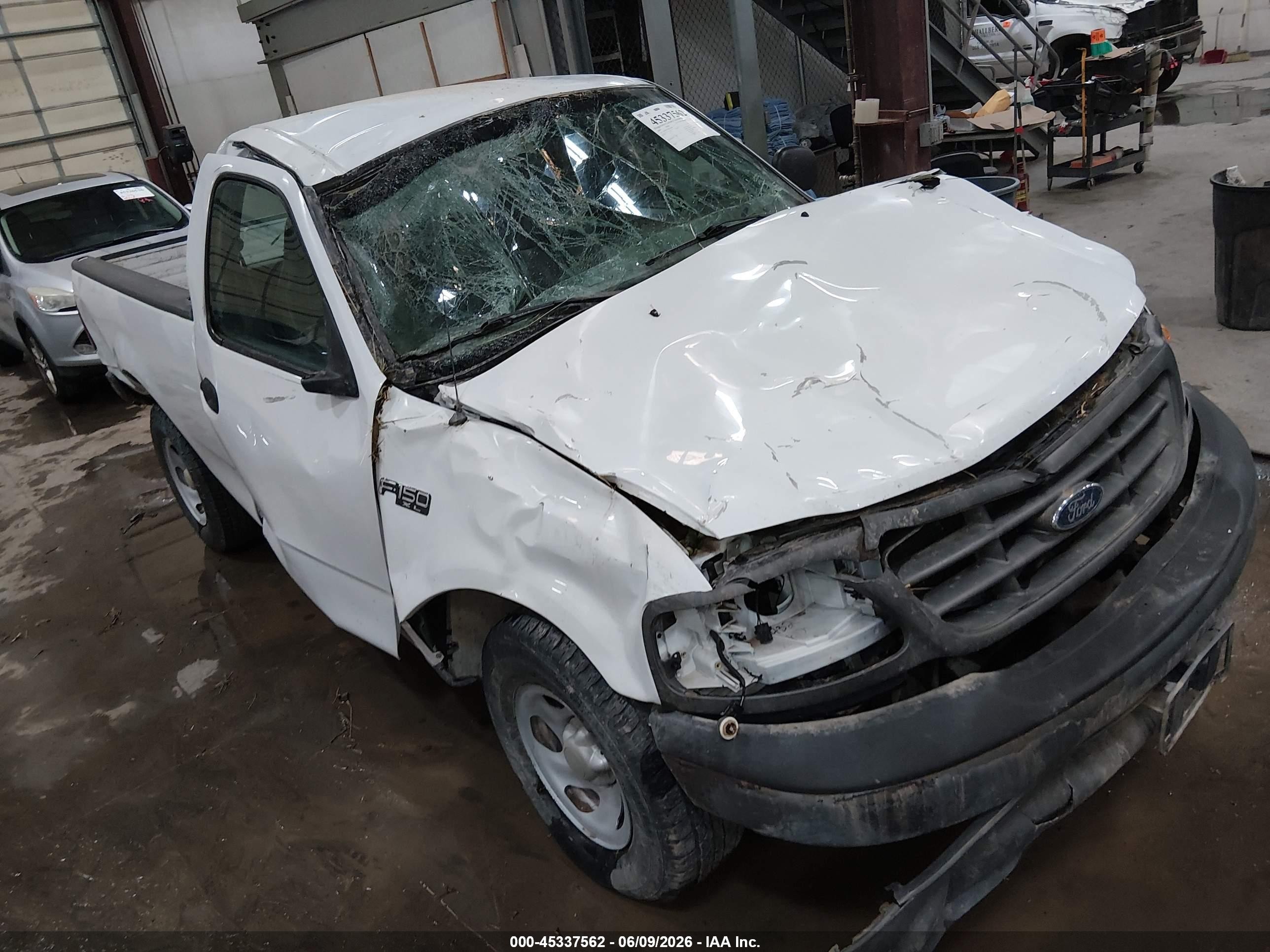 2004 Ford F-150 Heritage Xl/xlt White vin: 2FTRF17204CA86590