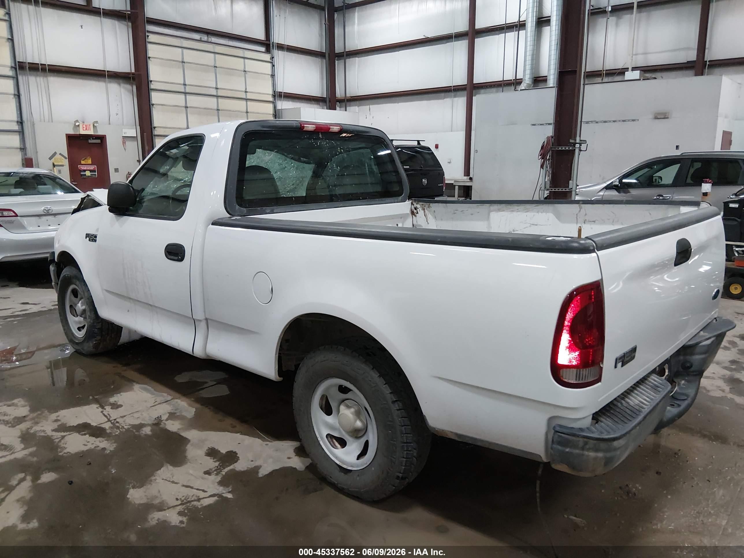 2004 Ford F-150 Heritage Xl/xlt White vin: 2FTRF17204CA86590
