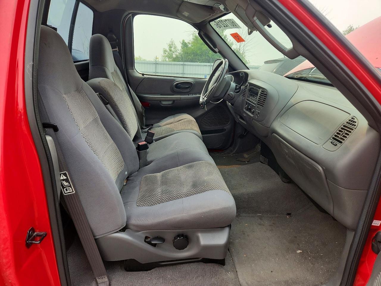 2003 Ford F150 Красный vin: 2FTRF17213CA58814
