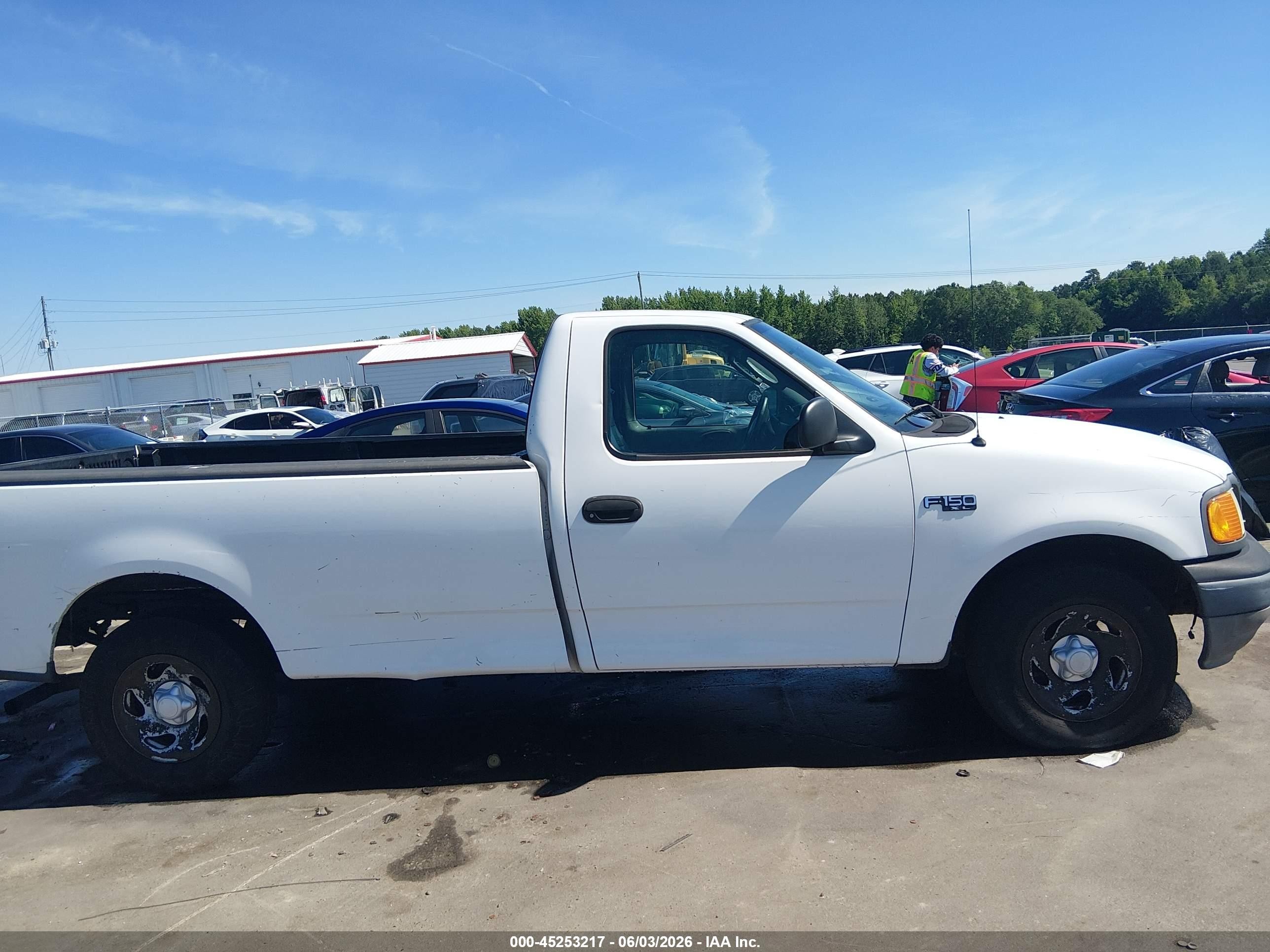 2004 Ford F-150 Heritage Xl/xlt White vin: 2FTRF17214CA66512