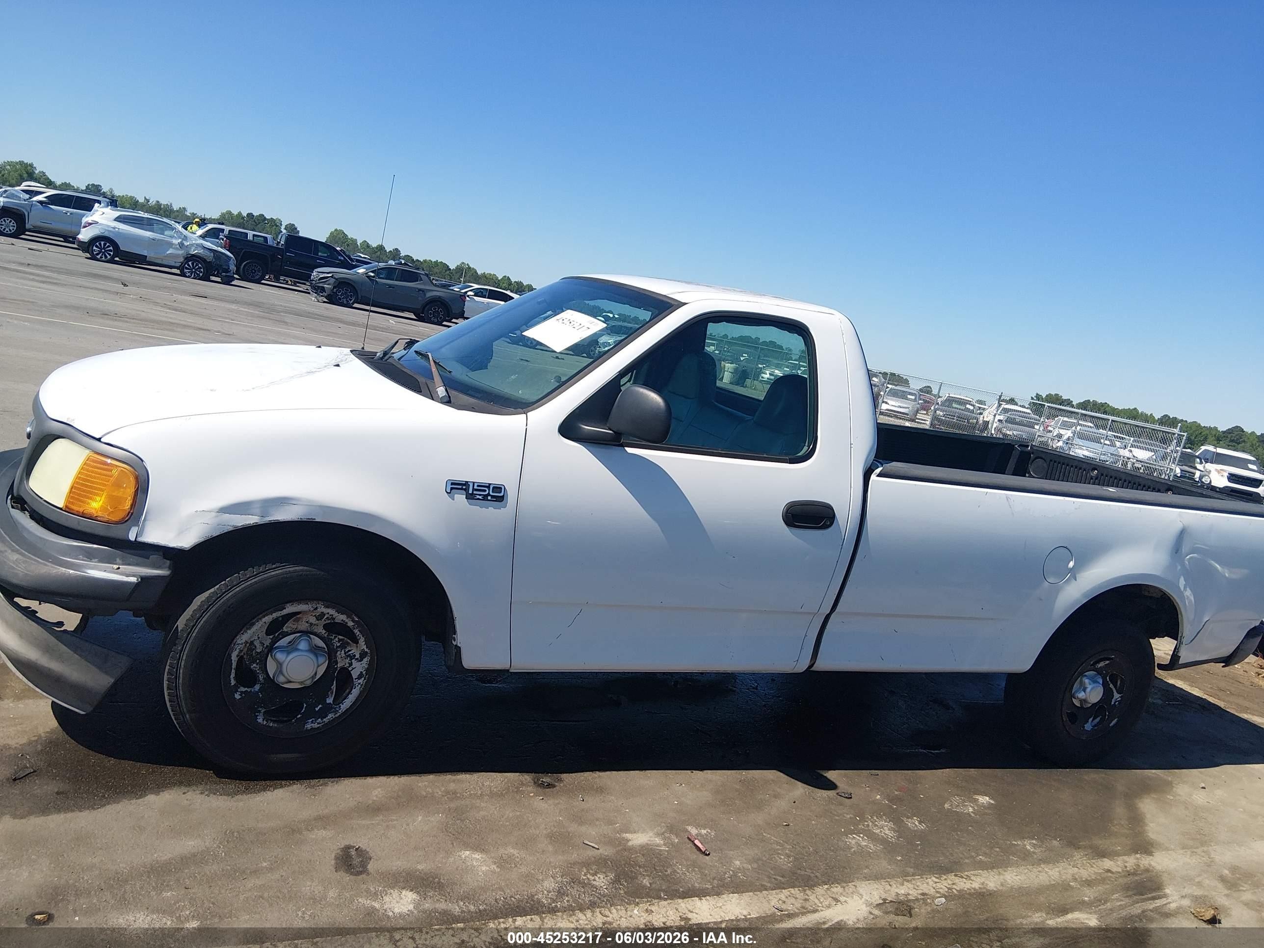 2004 Ford F-150 Heritage Xl/xlt White vin: 2FTRF17214CA66512