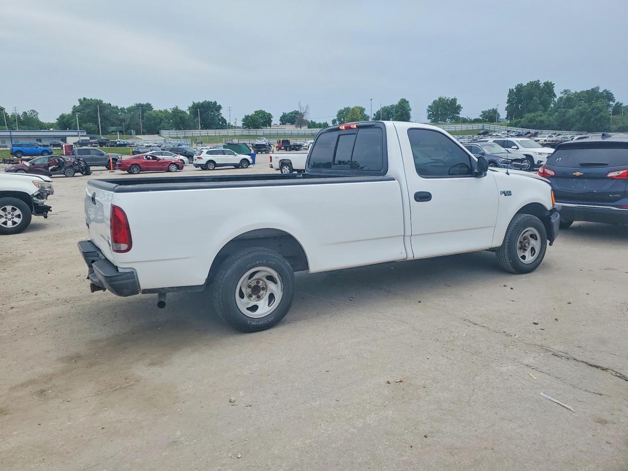 2004 Ford F-150 Heritage Classic White vin: 2FTRF17224CA01930